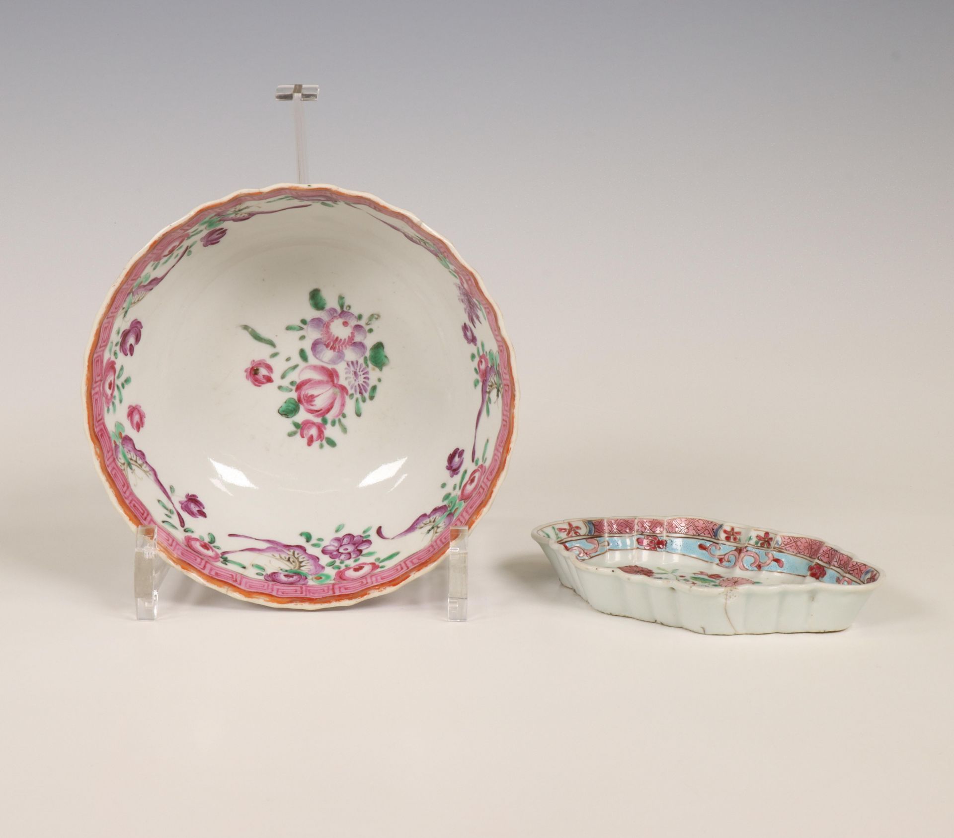 China, a Mandarin pattern famille rose porcelain bowl and a famille rose porcelain pattipan, 18th ce - Image 2 of 2