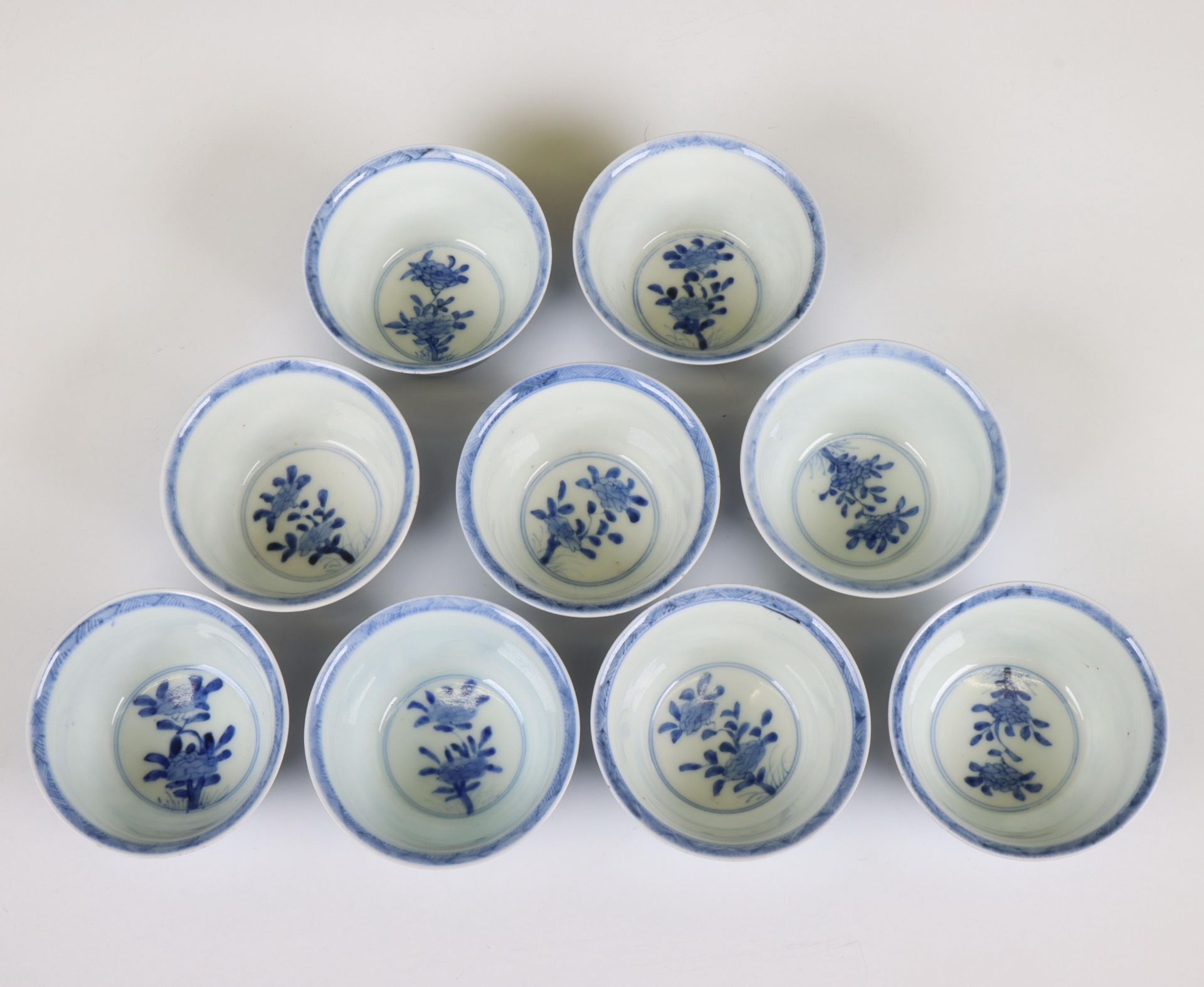 China, set of nine blue and white cups and saucers, 19th century, - Bild 3 aus 5