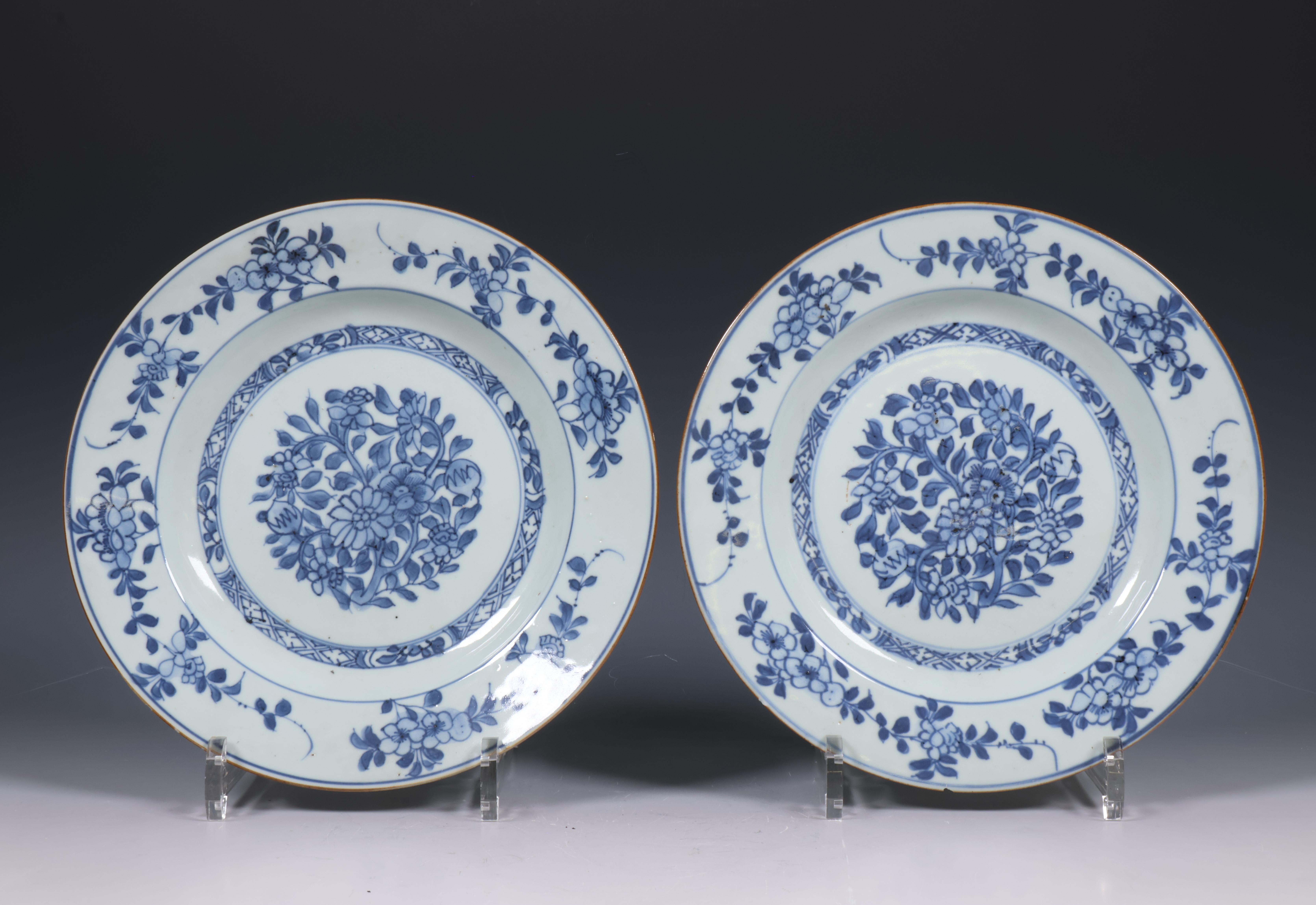 China, pair of blue and white porcelain plates, Qianlong period (1736-1795),