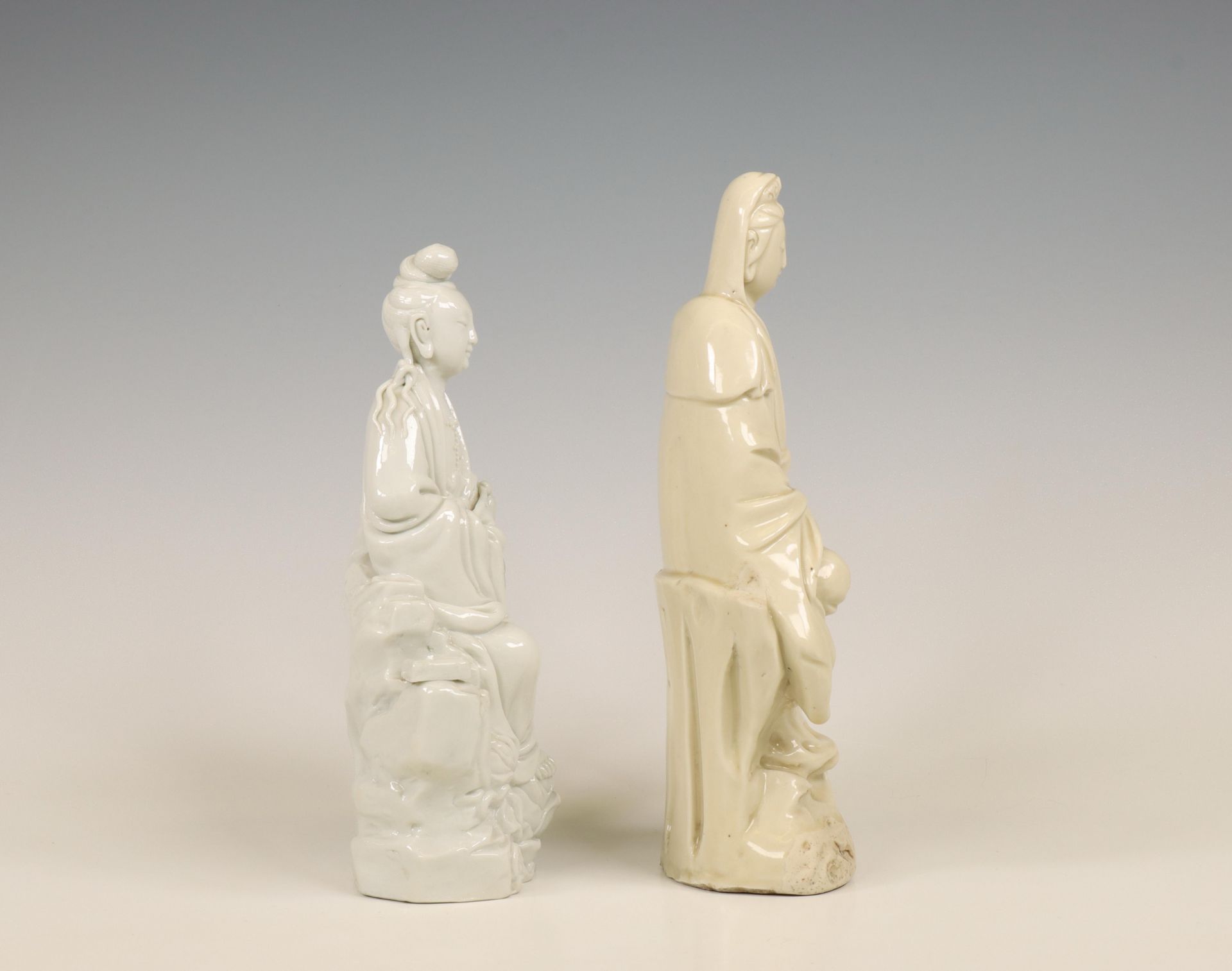 China, two Dehua/ white-glazed porcelain figures of Guanyin, 20th century, - Image 6 of 6