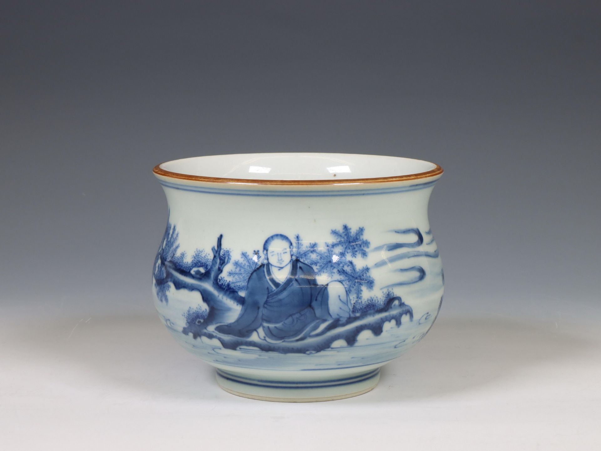 China, a blue and white porcelain water-pot, 20th century, - Image 3 of 3