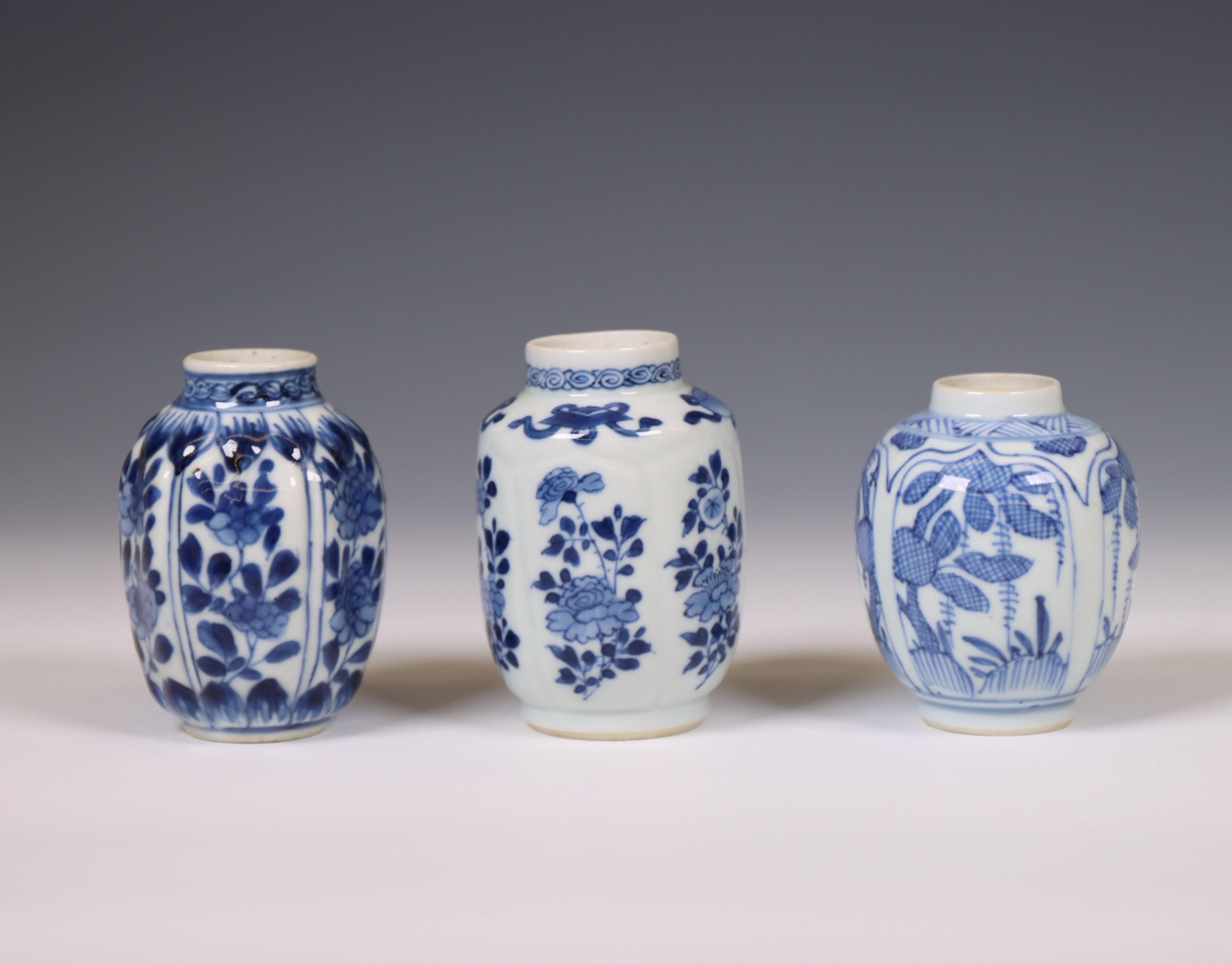 China, three various blue and white porcelain jarlets, Kangxi period (1662-1722), - Image 5 of 5