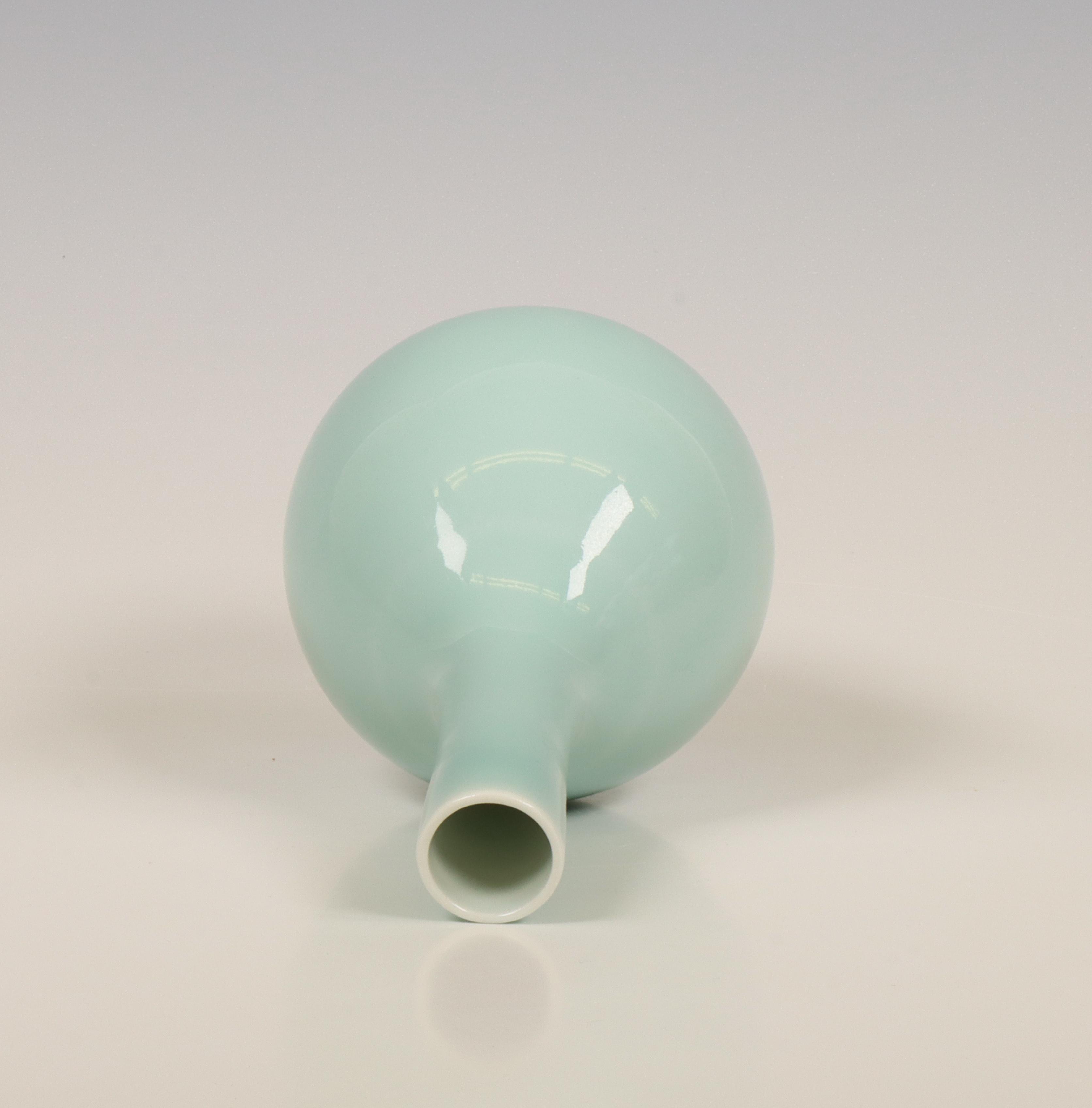 China, claire-de-lune-glazed bottle vase, 20th century, - Image 2 of 4