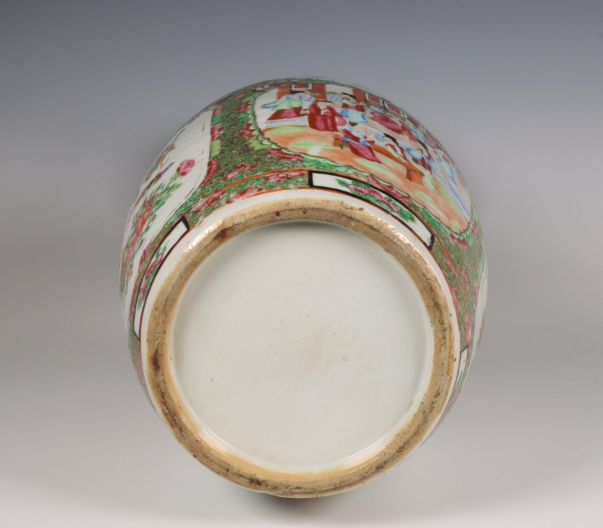 China, a Canton famille rose porcelain vase, 19th century, - Image 3 of 4