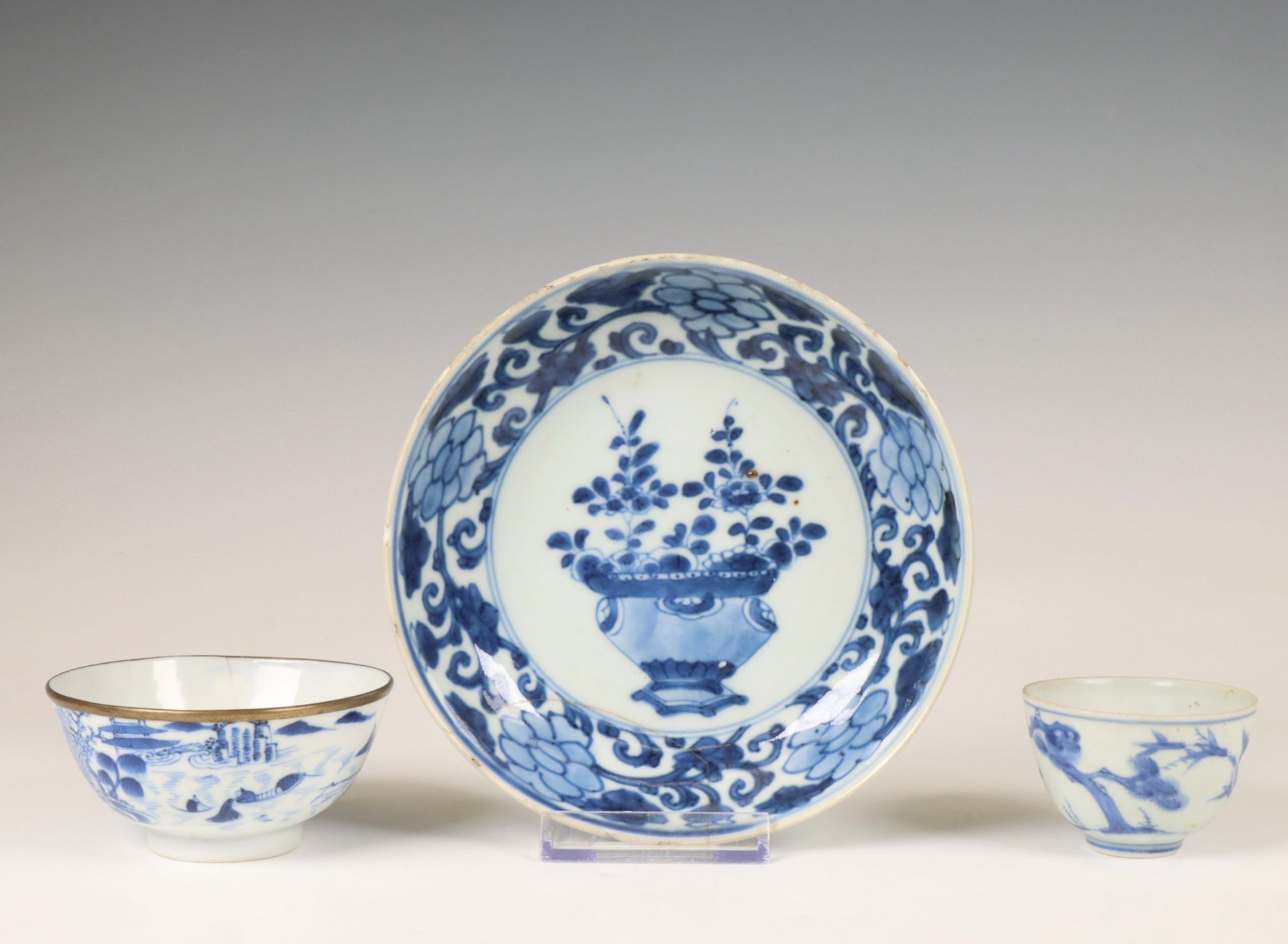 China, small collection of blue and white porcelain, 17th-18th century, - Bild 5 aus 5
