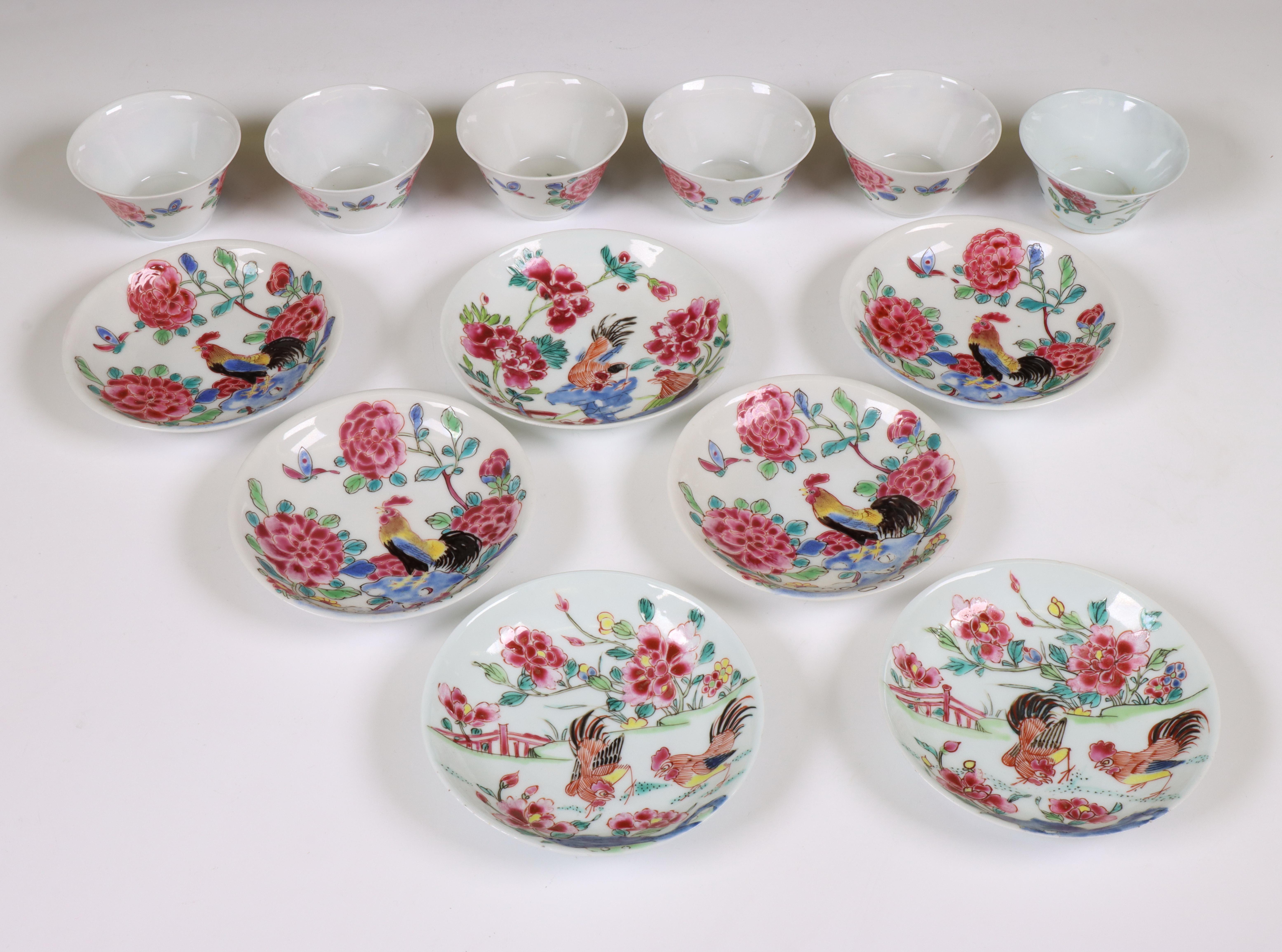 China, an associated set of six famille rose porcelain 'cockerel' cups and seven saucers, 18th/ 19th - Image 4 of 4