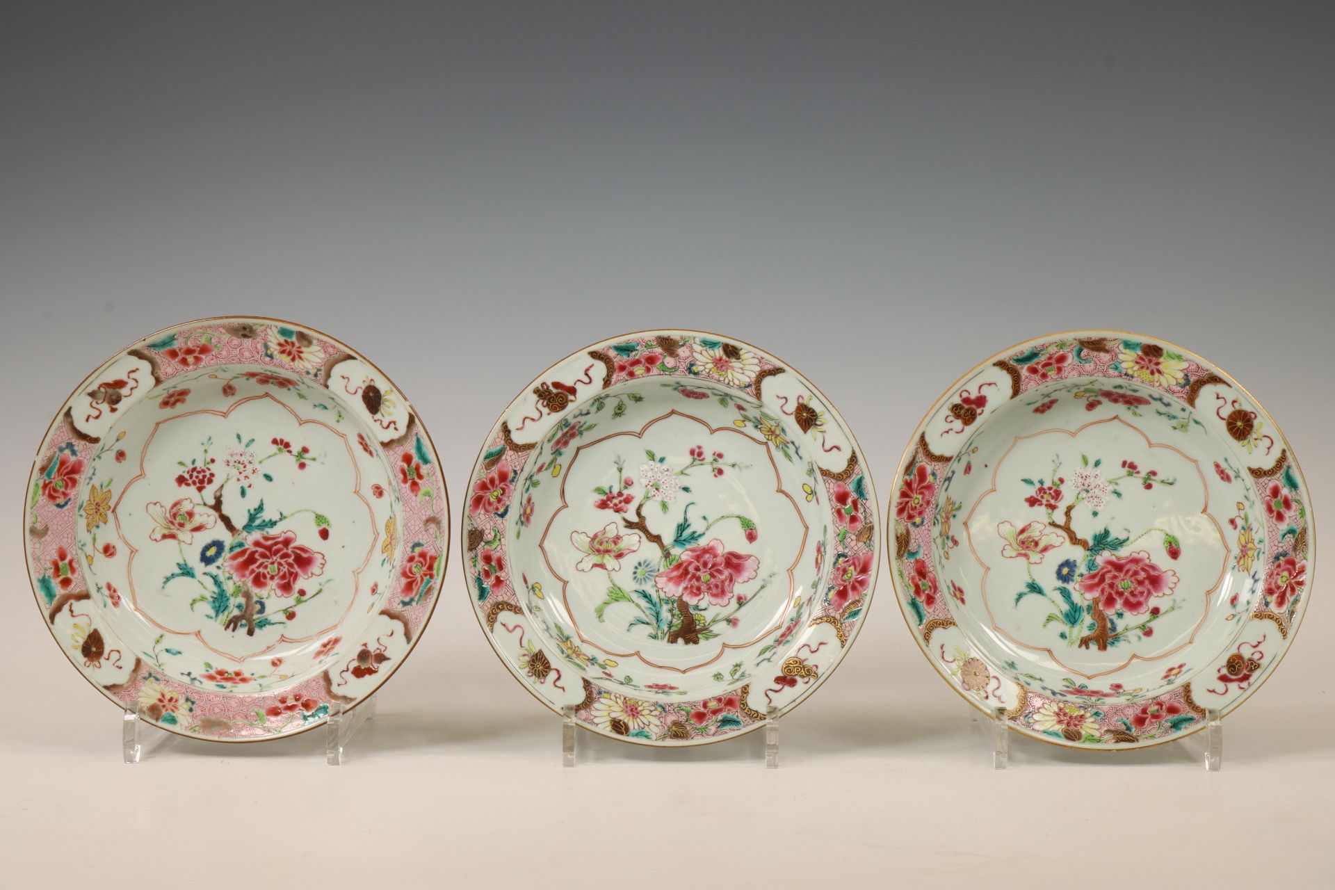 China, a set of three famille rose porcelain deep dishes, Qianlong period (1736-1795),