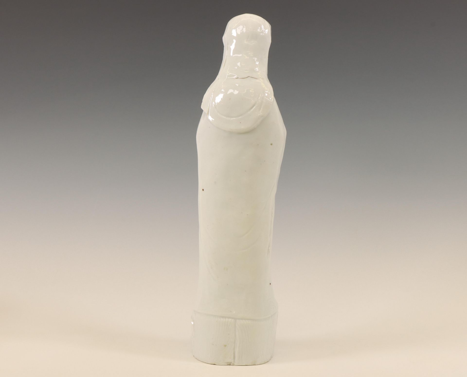 China, Dehua porcelain figure of Guanyin, modern, - Bild 2 aus 4