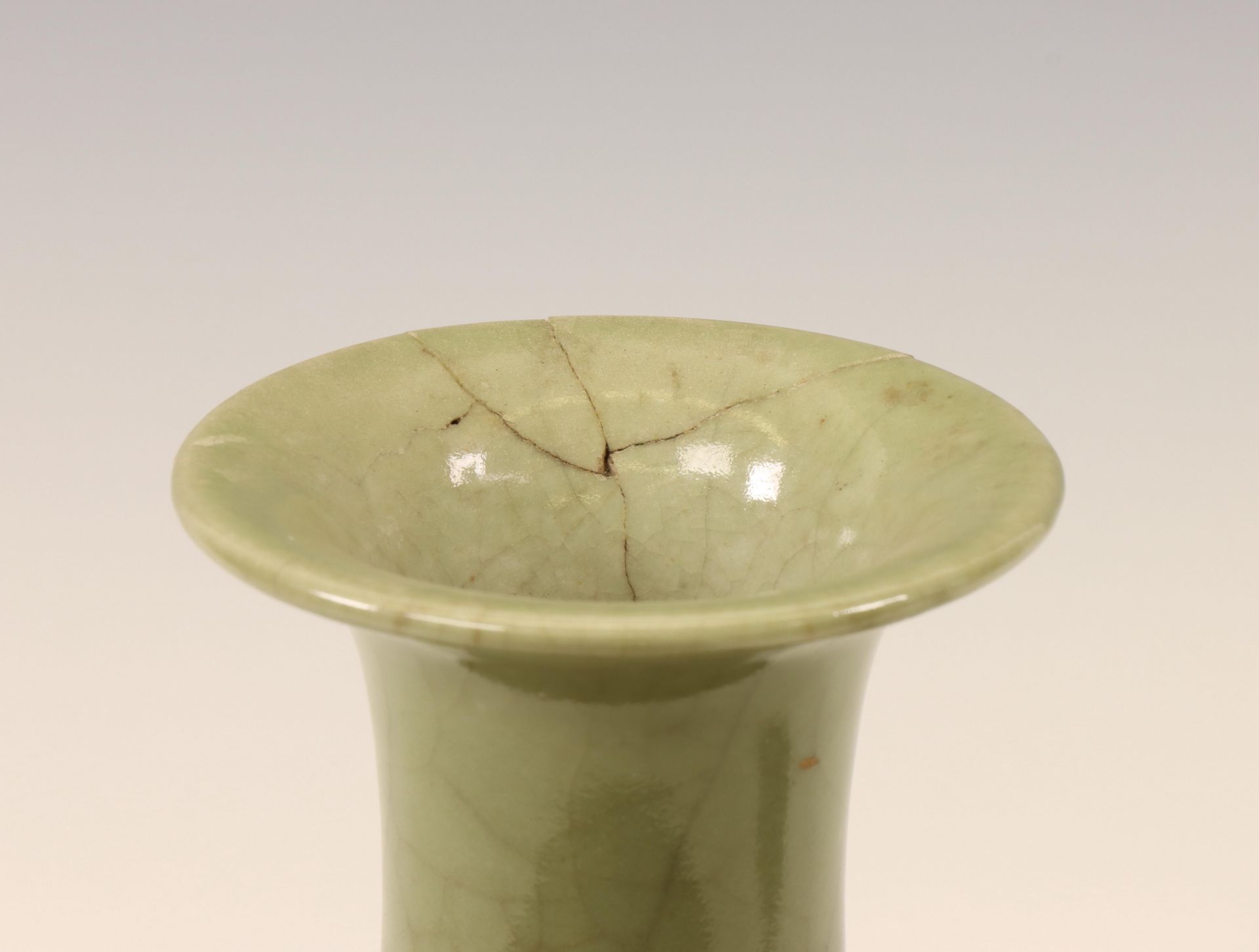 China, a celadon-glazed vase, 19th century, - Bild 2 aus 3