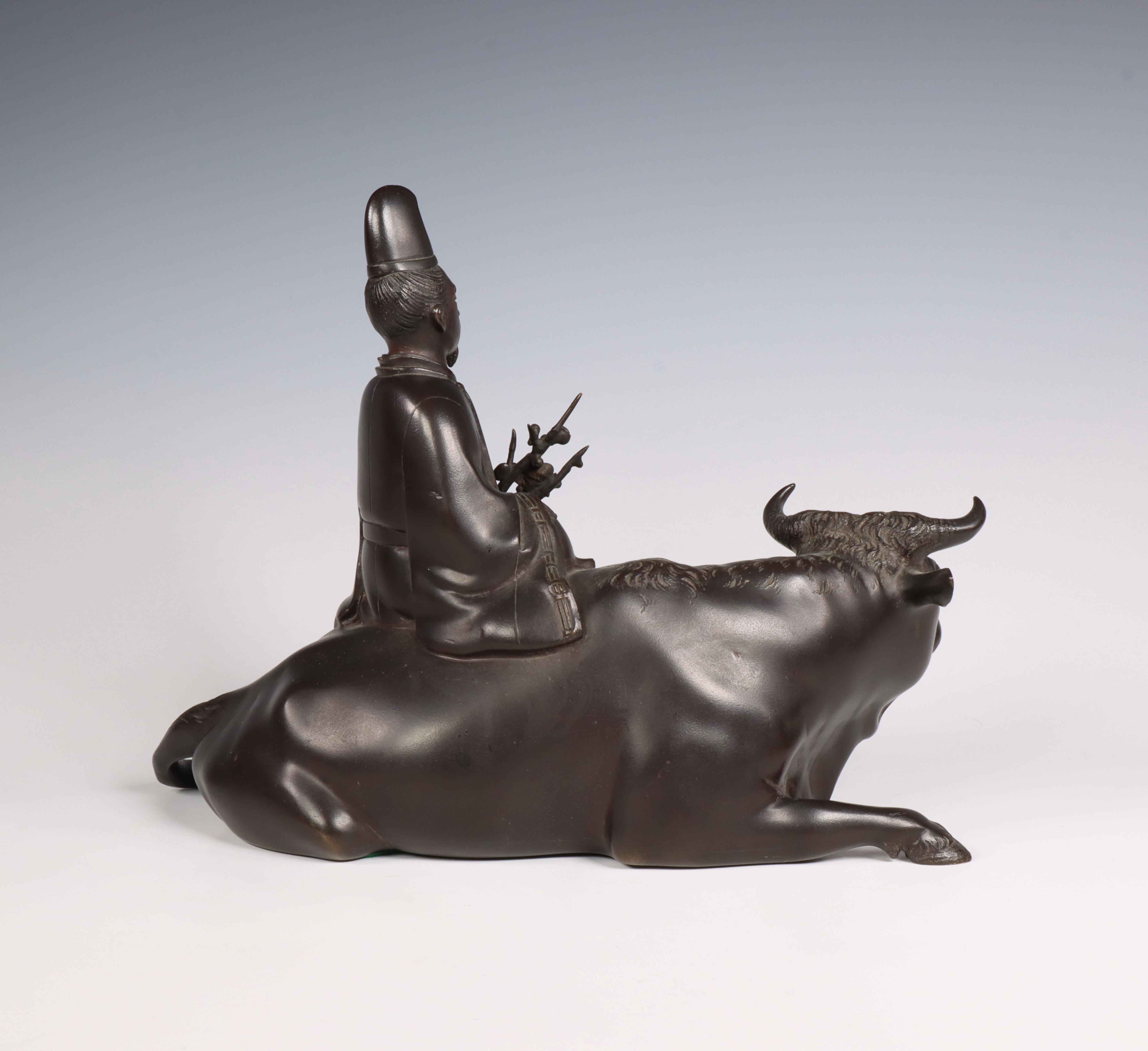 China, a bronze 'Immortal and buffalo' group, late Qing Dynasty (1368-1912), - Image 2 of 6