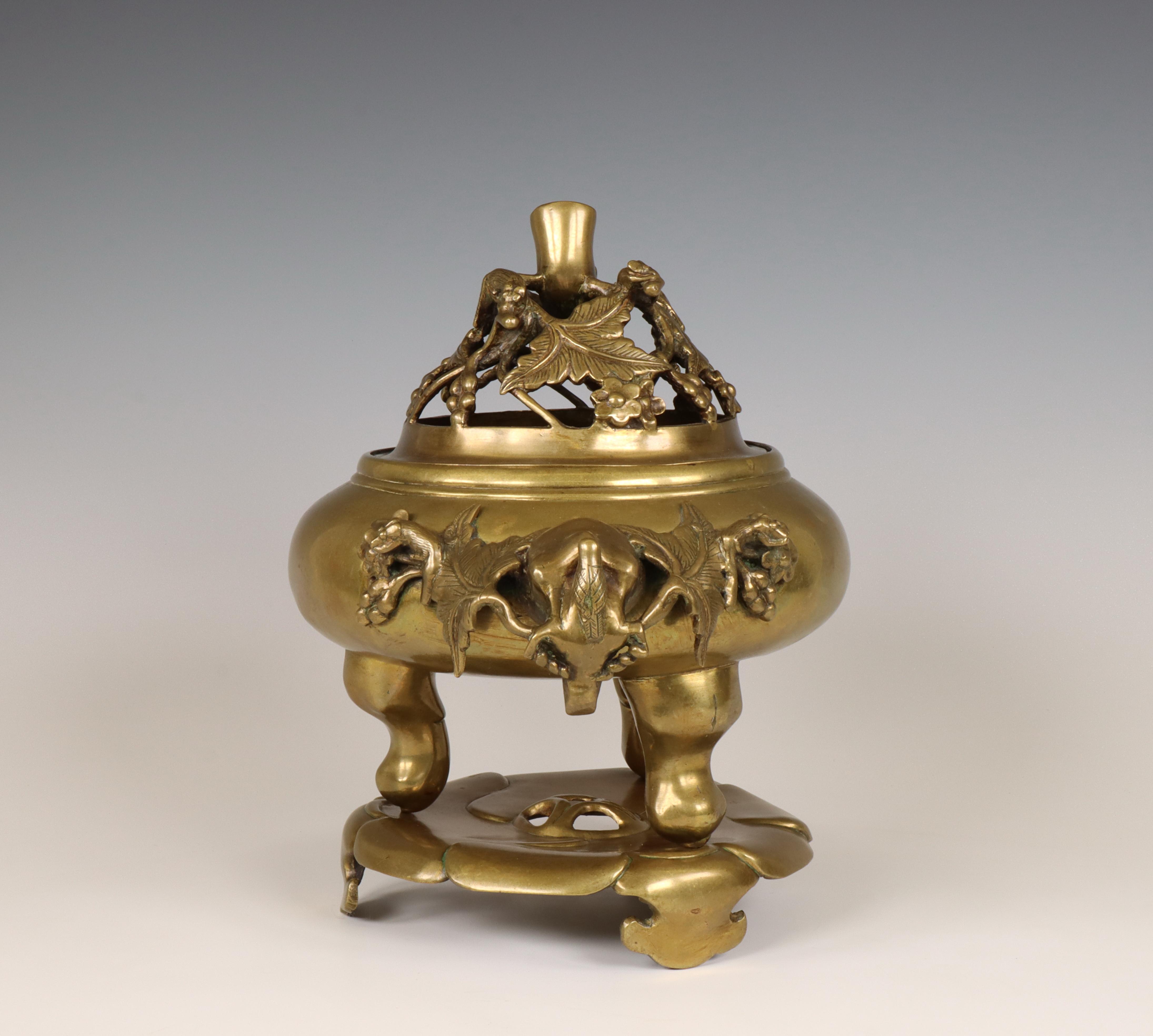 China, a bronze censer on stand, Qing dynasty, 19th century, - Image 3 of 6