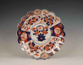 Japan, an Imari porcelain chrysanthemum-shaped dish, Meiji period (1868-1912),