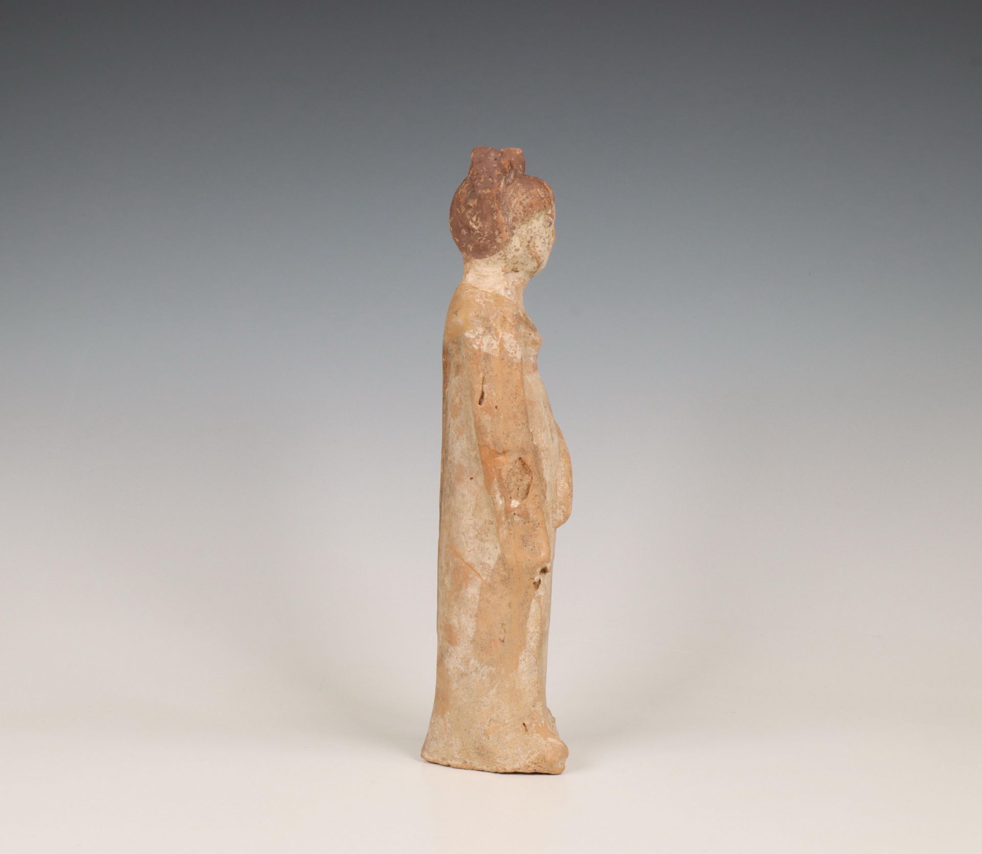 China, pottery model of a lady, probably Tang dynasty (618-906), - Bild 5 aus 5