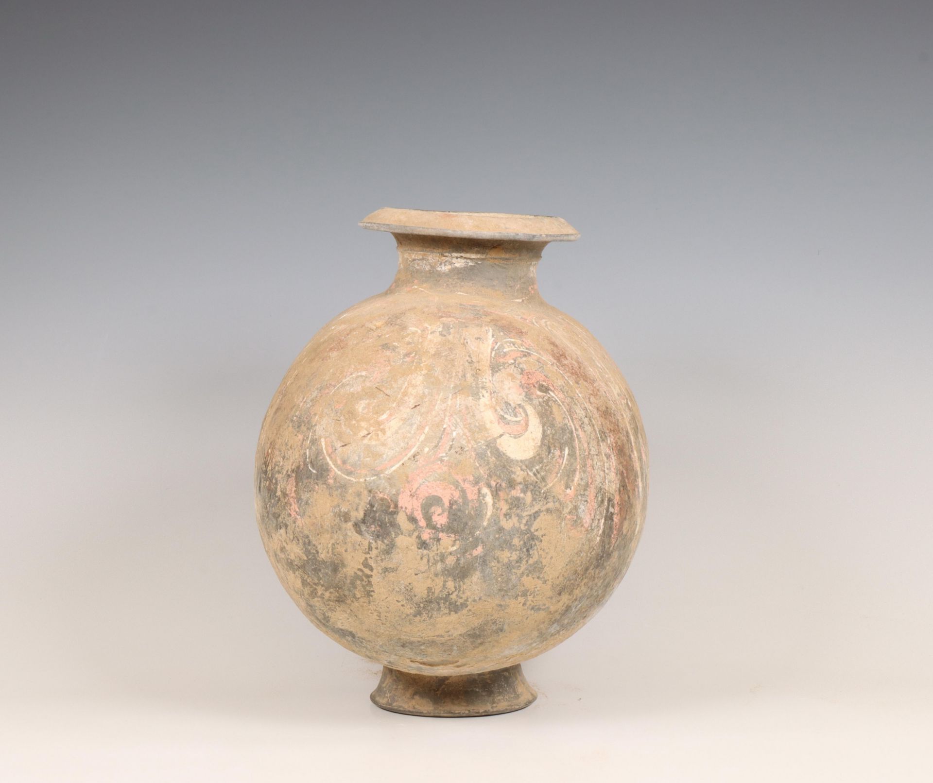 China, grey earthenware cocoon vase, Han dynasty (206 BC-220 AD), - Image 6 of 6