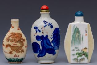 China, three various porcelain snuff bottles and two stoppers, 20th century,