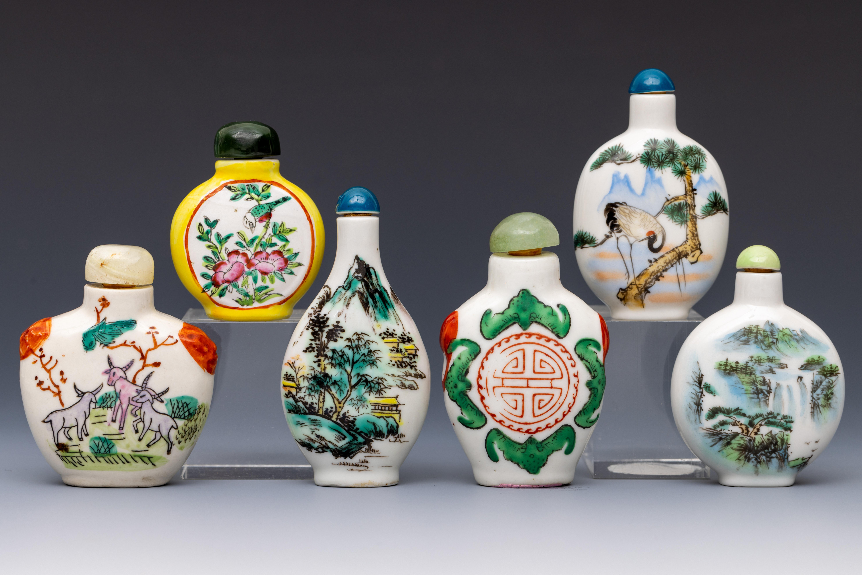 China, six polychrome decorated porcelain snuff bottles and stoppers, late 19th/ 20th century, - Image 2 of 3