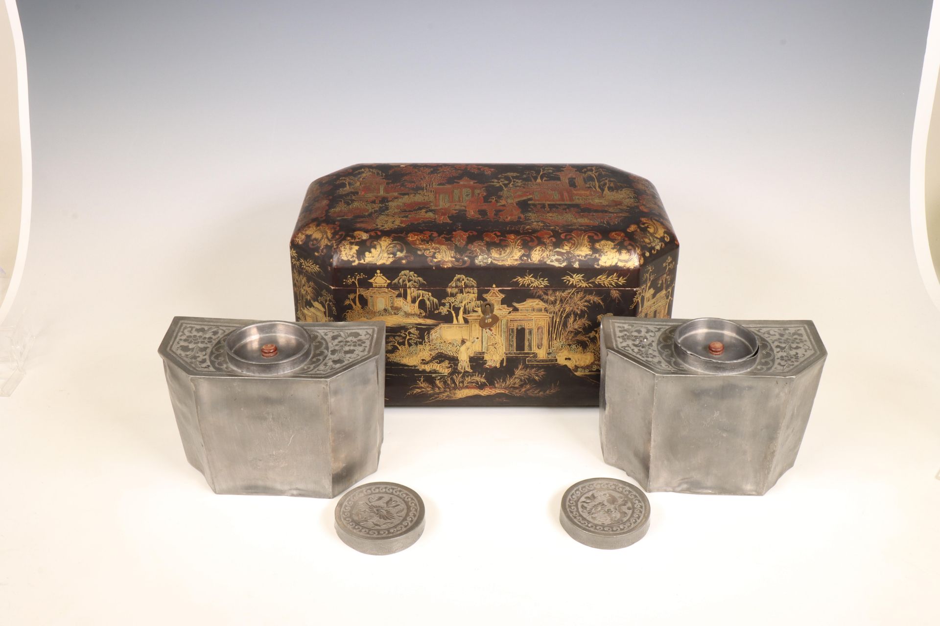 China, an export lacquer teabox lined with pewter caddies, 19th century, - Image 2 of 6