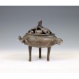 Japan, small bronze censer, 19th/ 20th century,