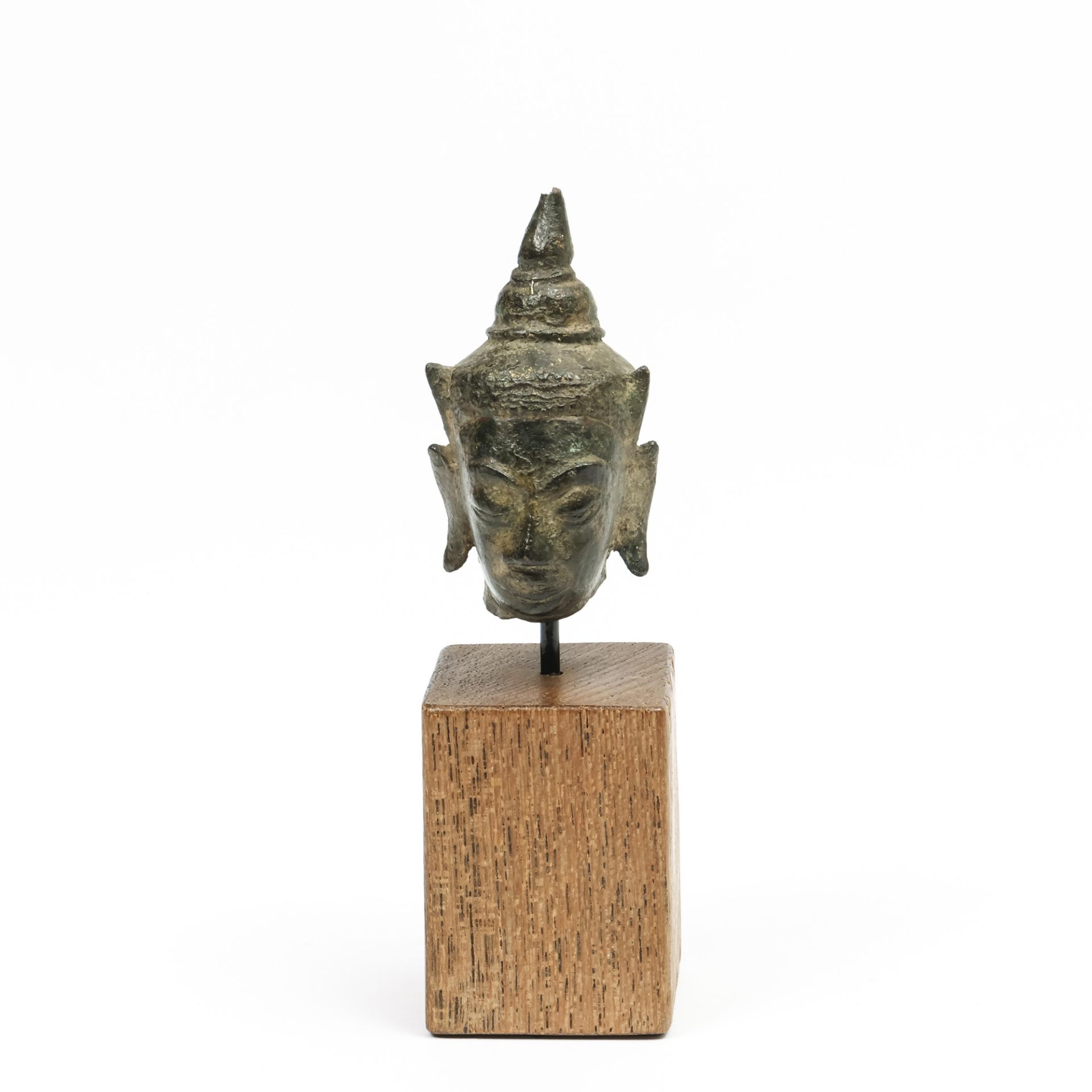 Thailand, a small head of a Buddha, Sukodaya, ca. 15th century,