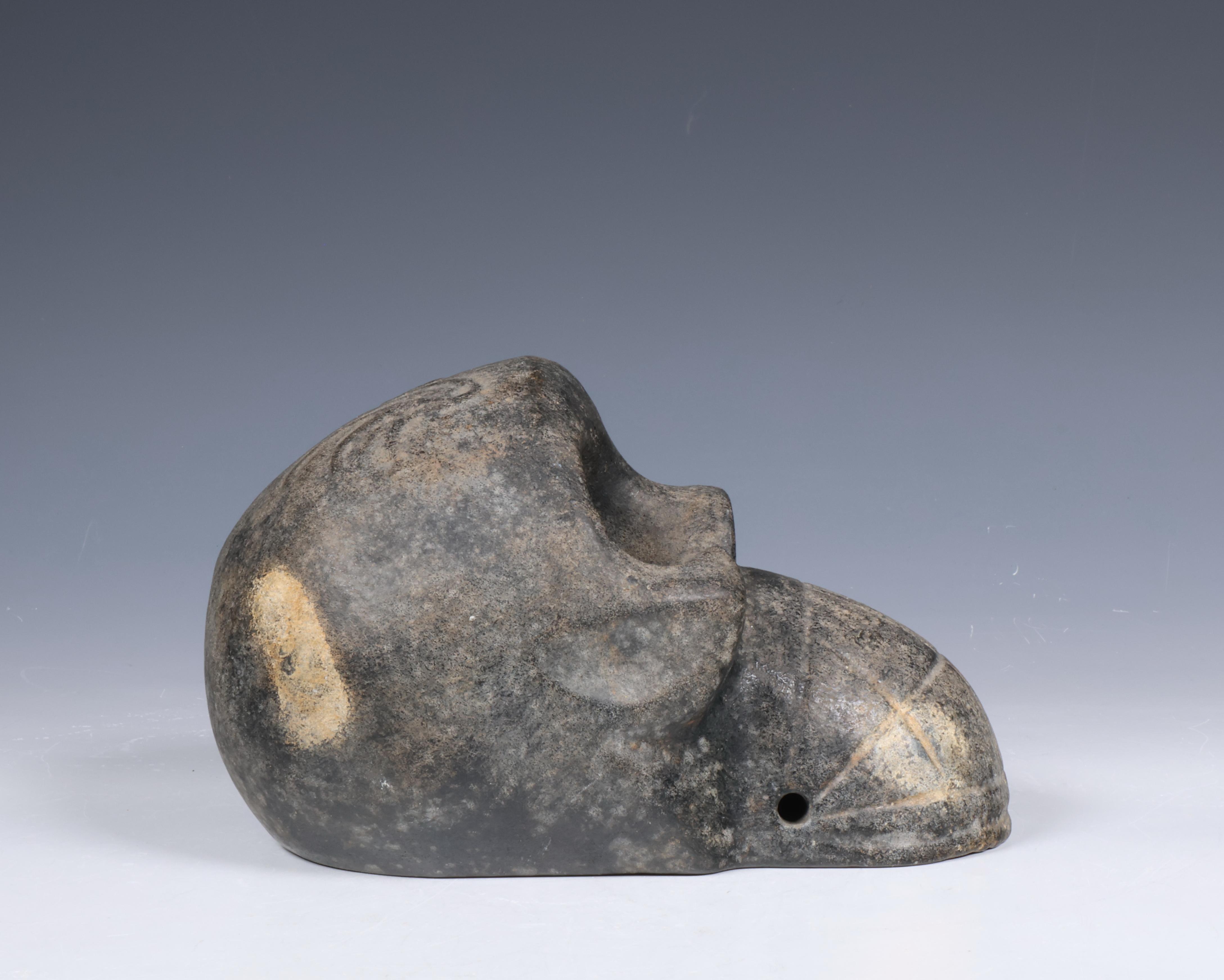 China, black stone model of a skull, - Bild 3 aus 5