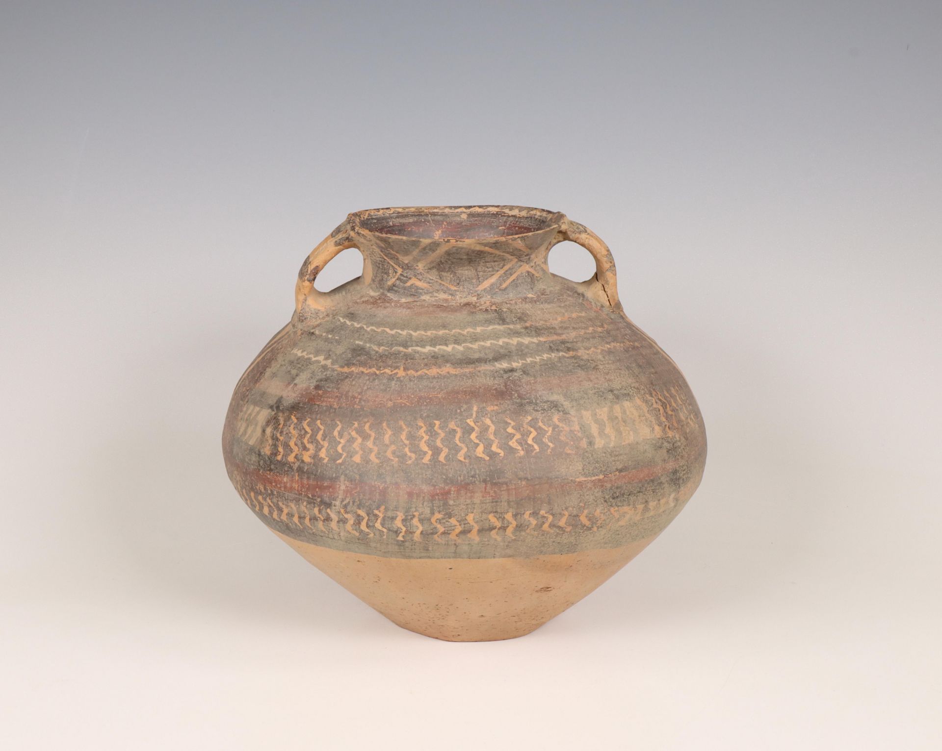 China, earthenware pot, Majiayao culture, Machang phase, late 3rd millennium BC, - Image 2 of 6