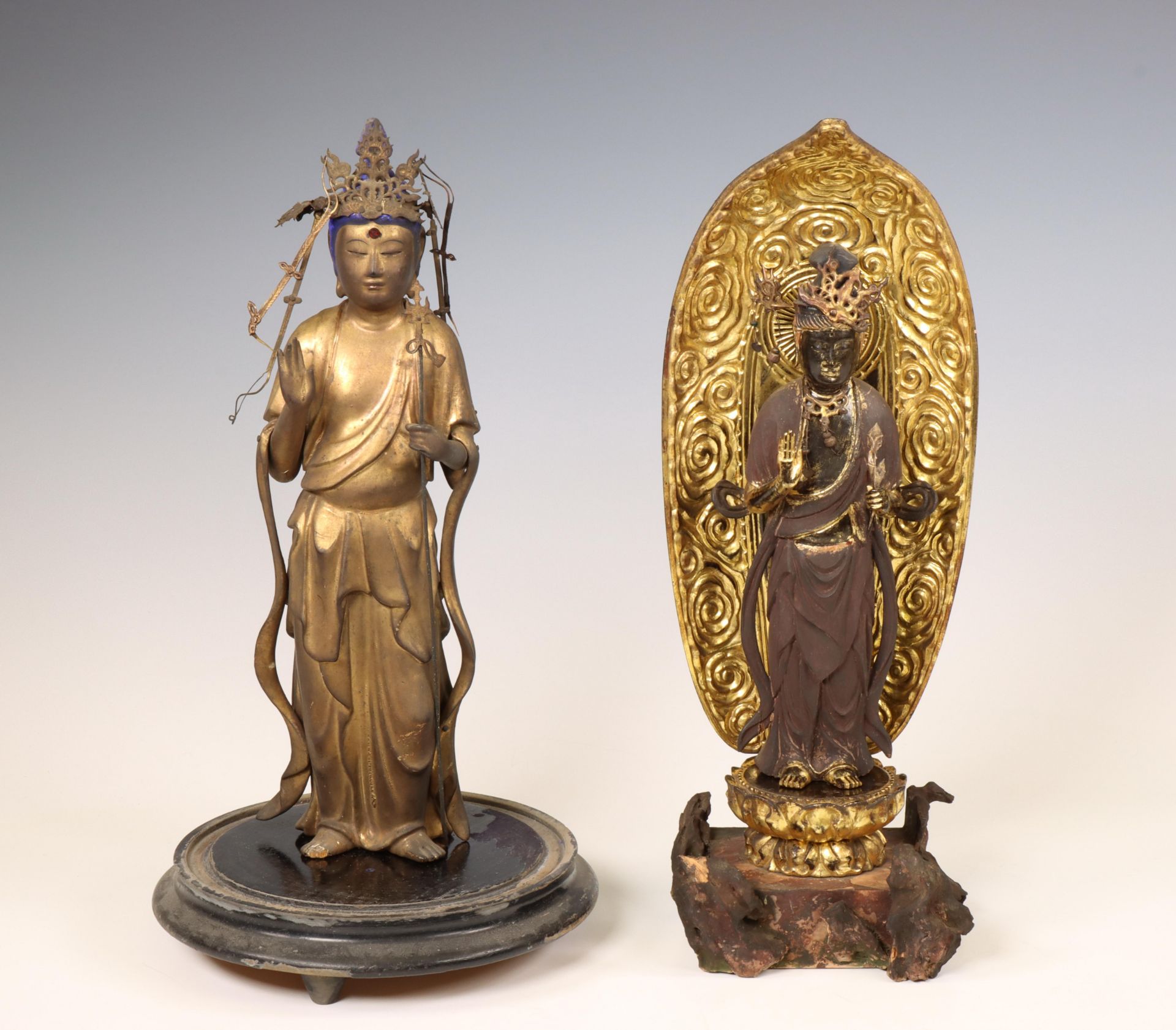 Japan, two lacquer figures of Buddha Amitabha, Meiji period (1868-1912),