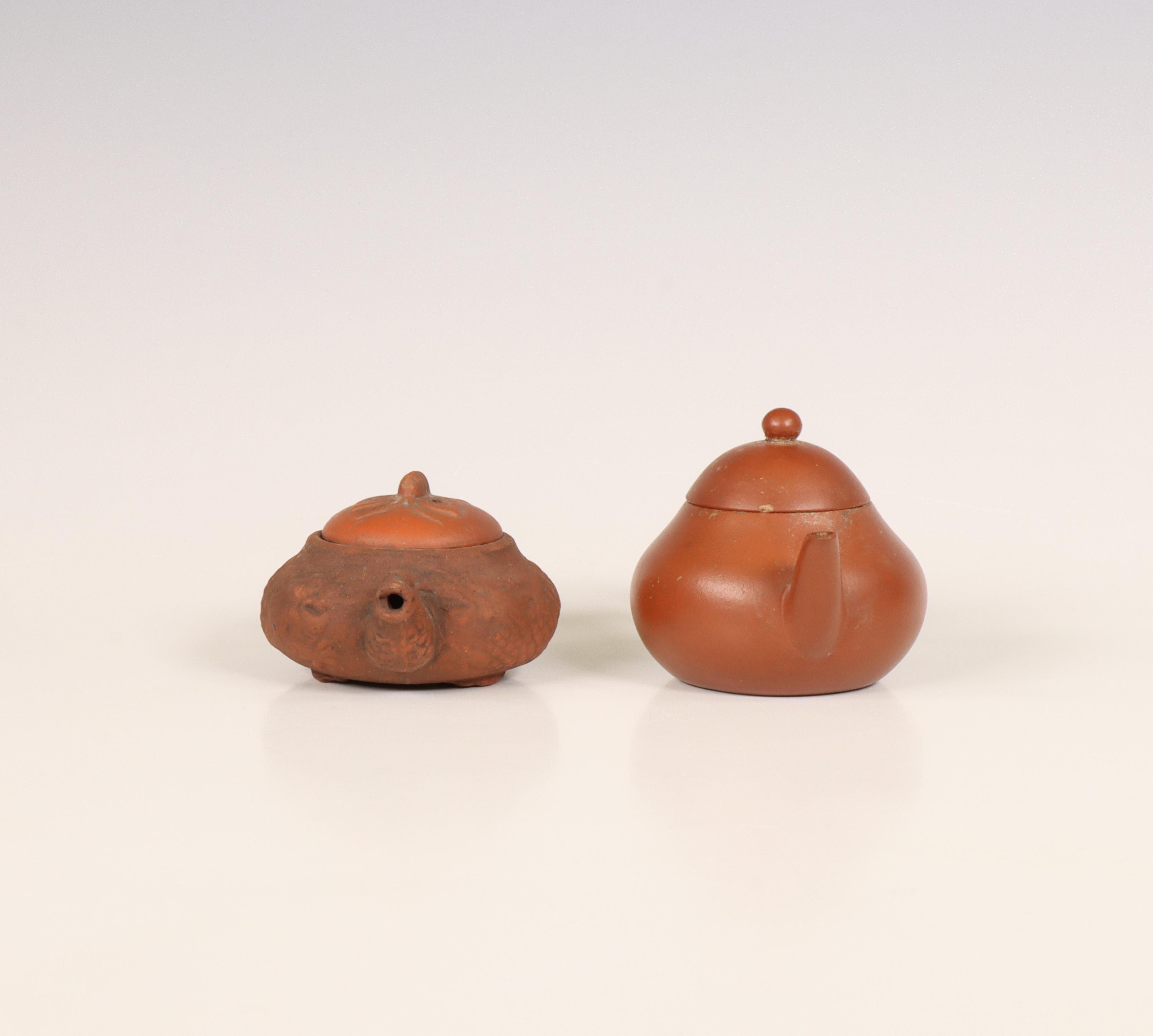 China, two Yixing earthenware teapots, late Qing dynasty (1644-1912), - Image 3 of 6