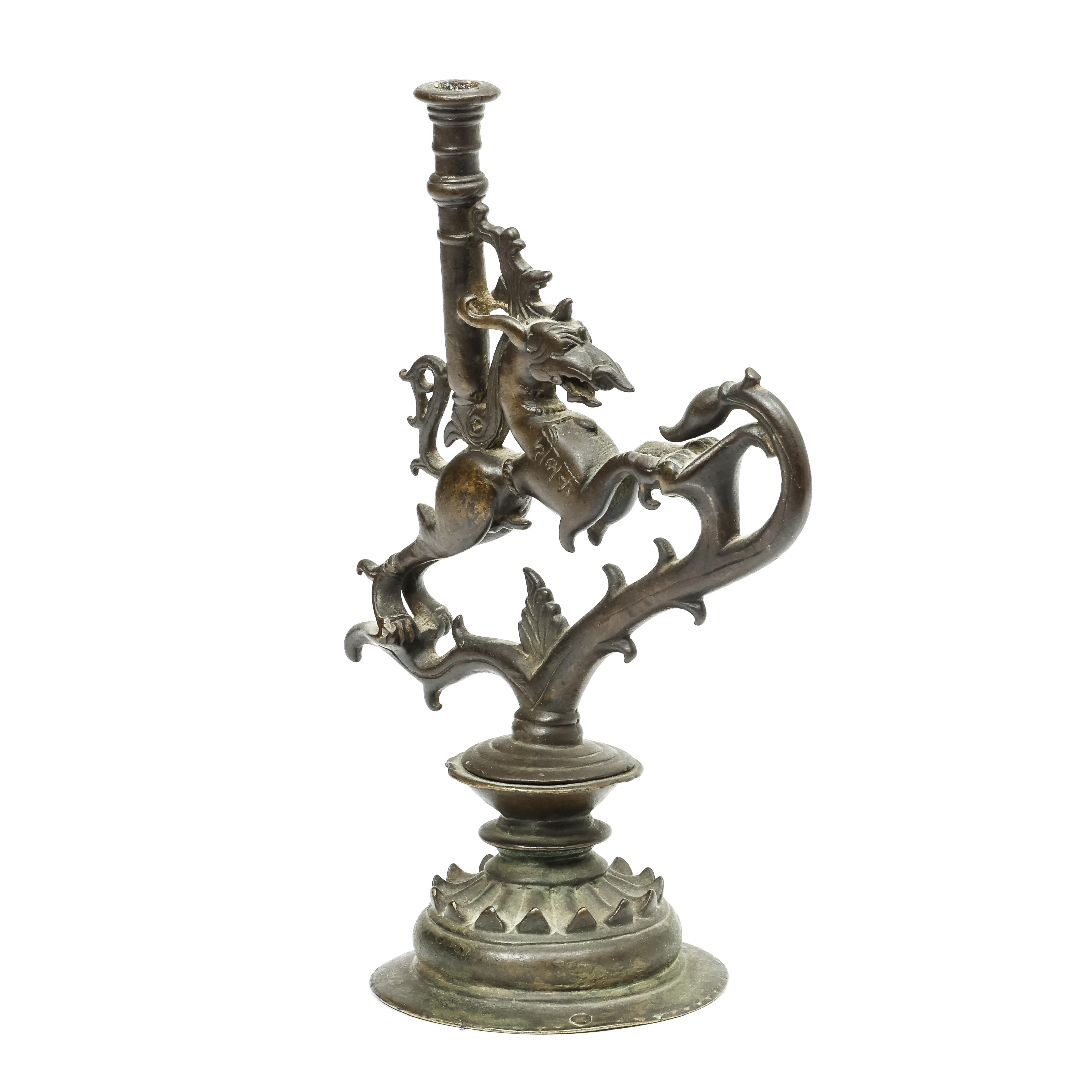 South India, Tamil Nadu, Nayak, a bronze candlestick, 17th-18th century, - Image 3 of 3