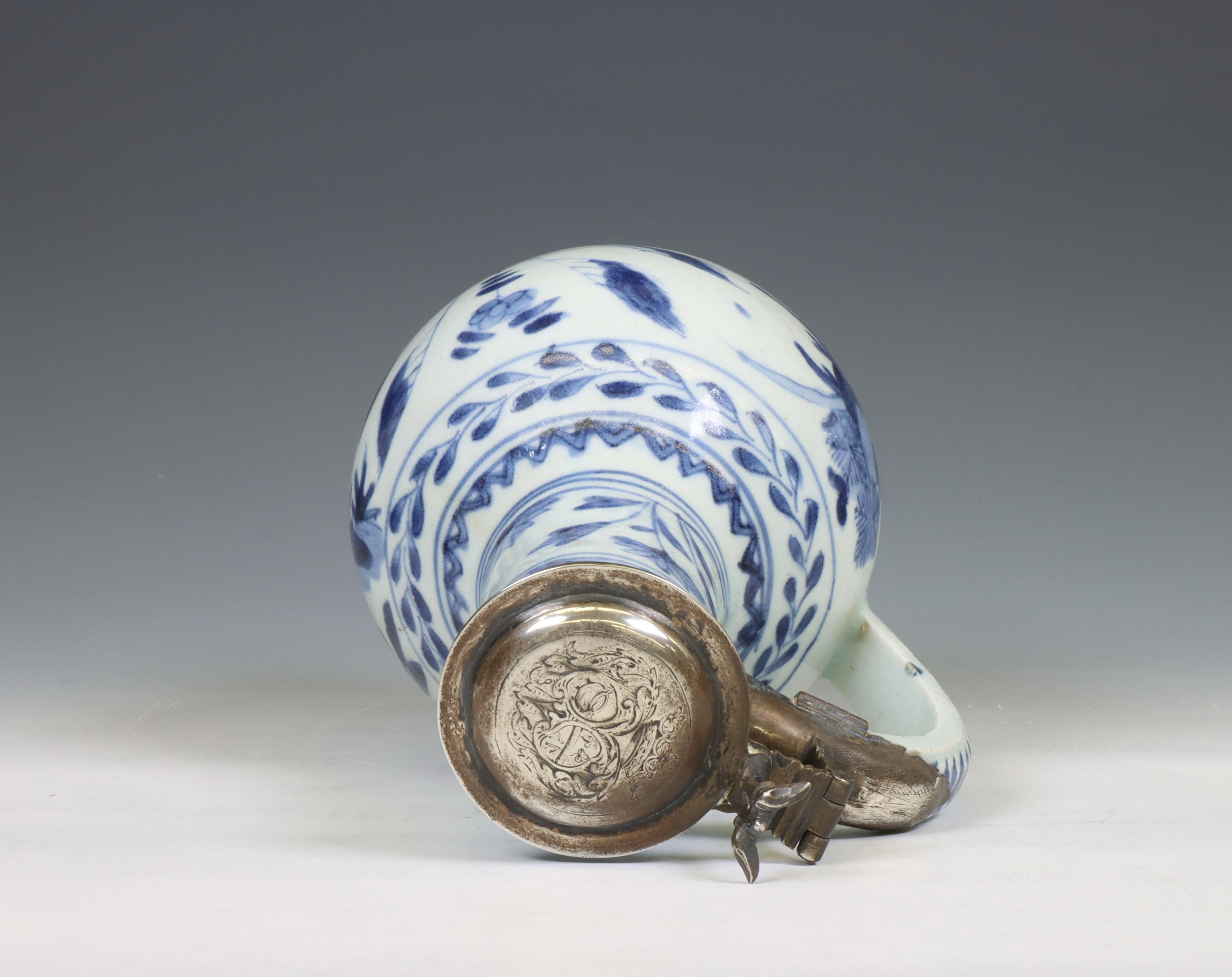 Japan, Arita blue and white silver-mounted porcelain jug, 17th century, the silver later, - Image 4 of 7