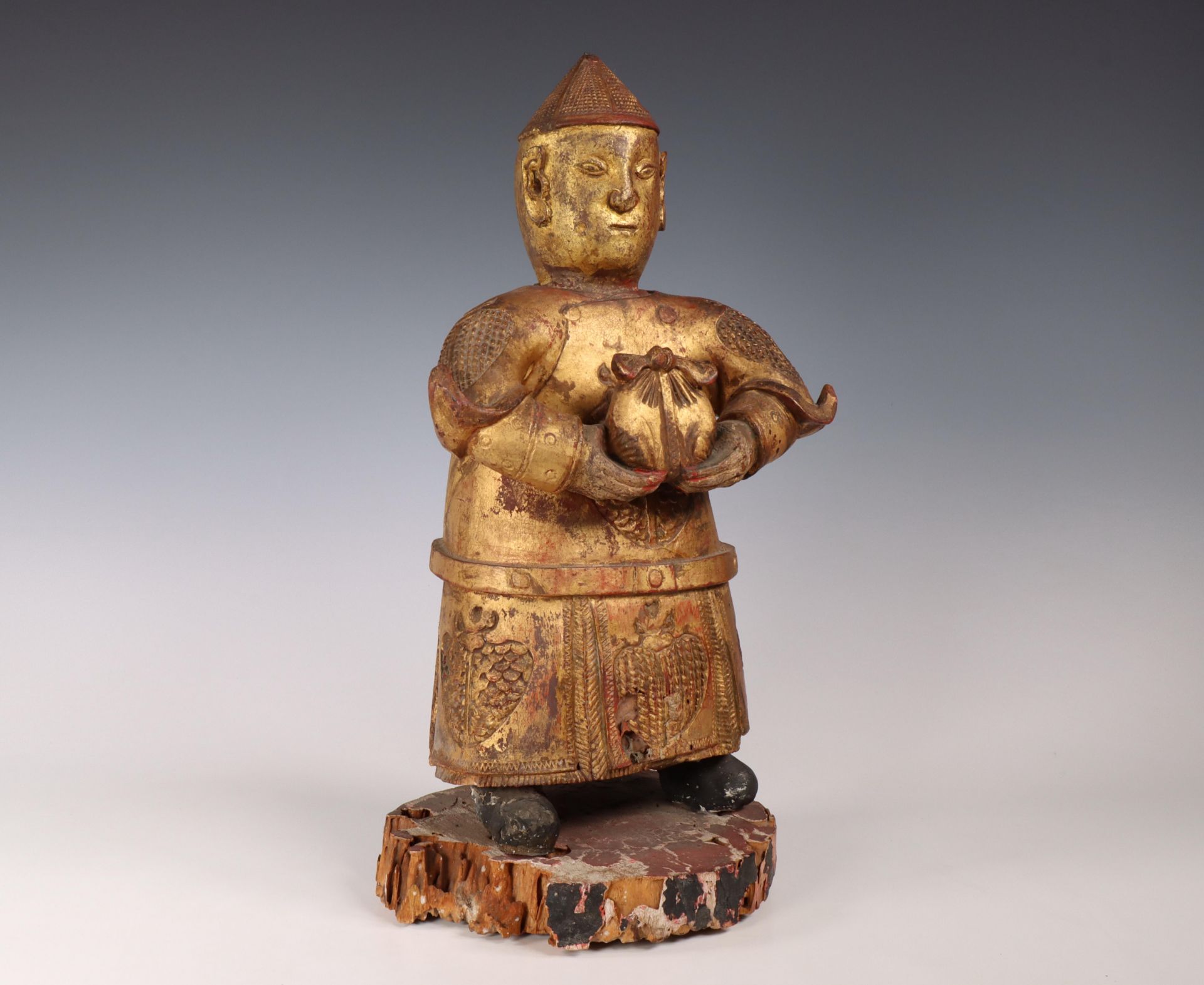 Southeast Asia, lacquer wood figure of an attendant, ca. 19th century, - Image 3 of 3