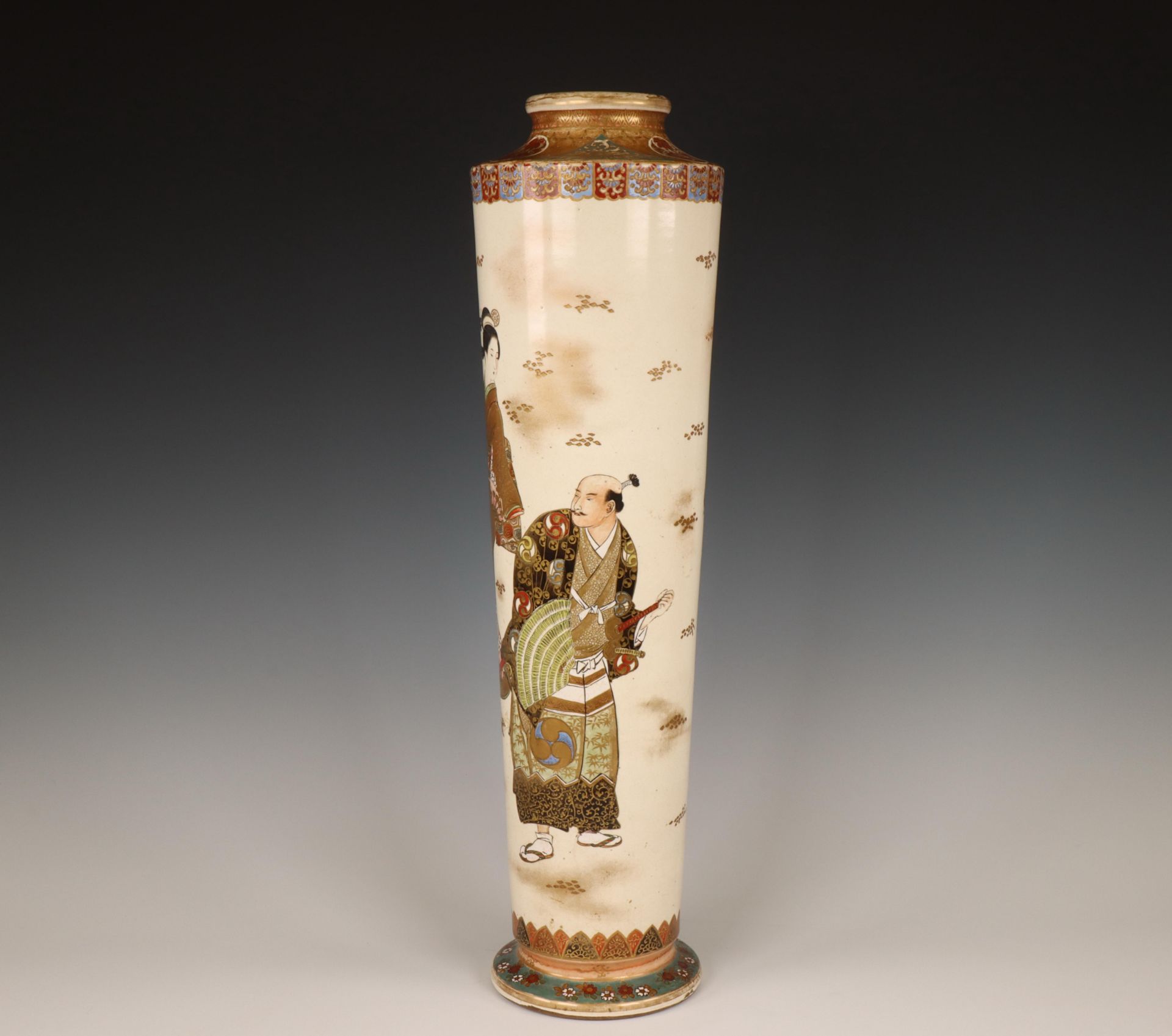 Japan, a tall Satsuma porcelain vase, 19th century, - Bild 2 aus 6