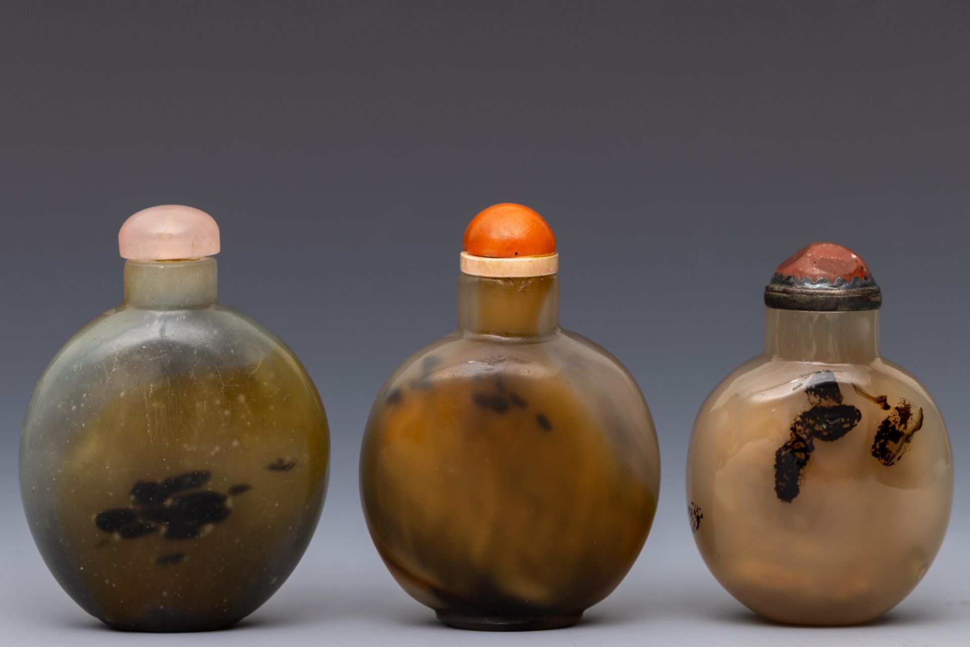 China, three agate snuff bottles and covers, - Image 2 of 2