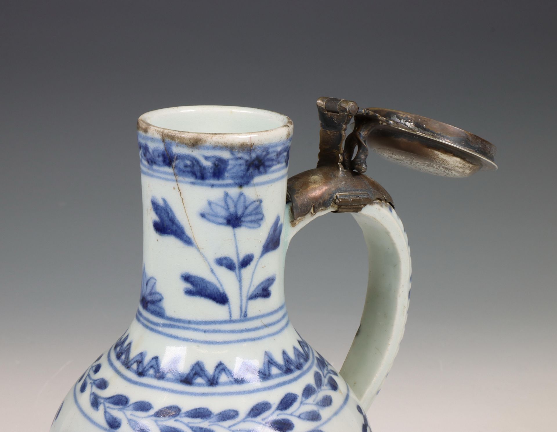 Japan, Arita blue and white silver-mounted porcelain jug, 17th century, the silver later, - Image 6 of 7