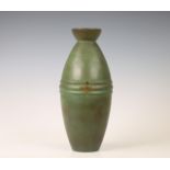 Japan, green patinated bronze Art Deco vase, signed Neya Churoku (1897-1987), Showa period (1926-198