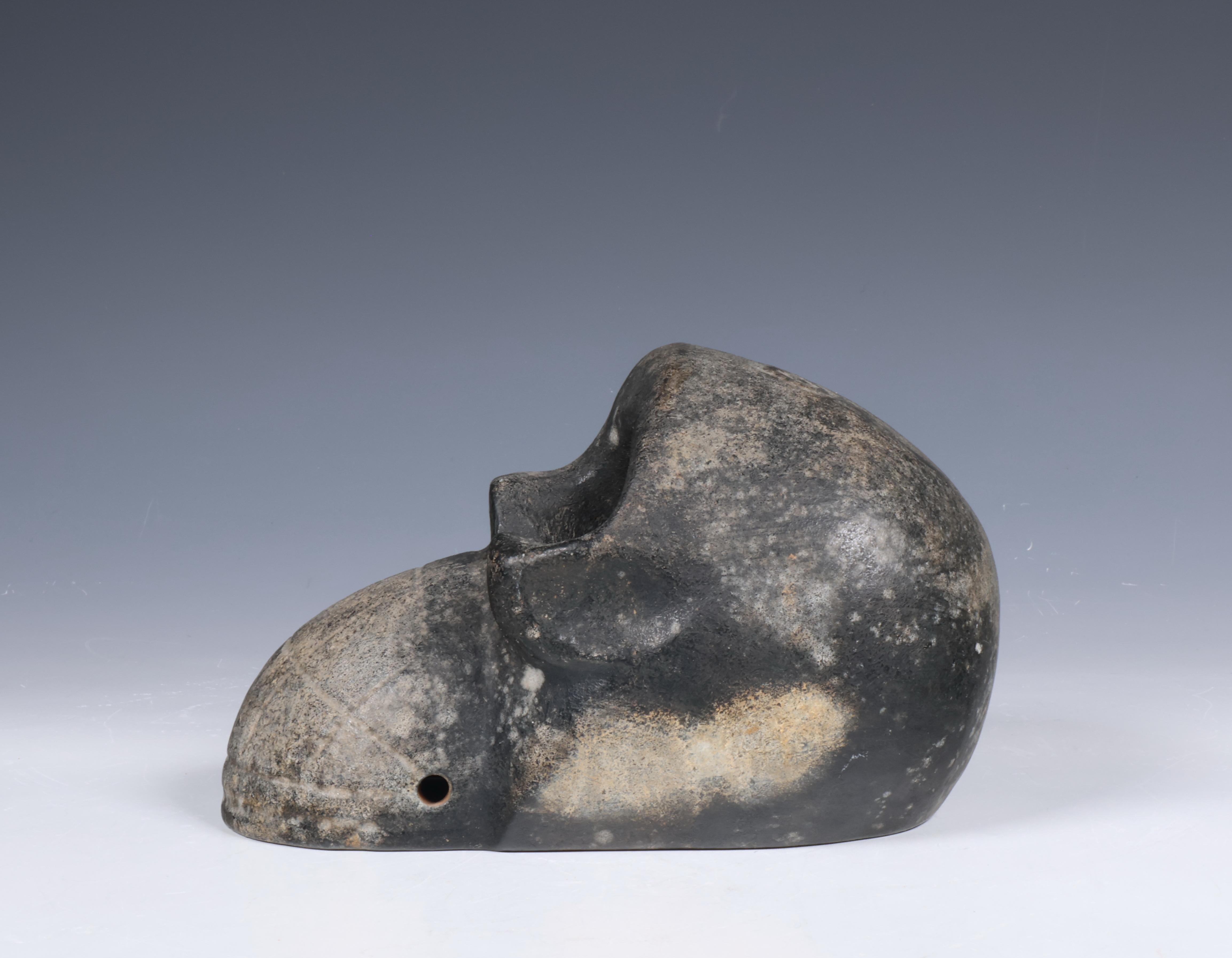 China, black stone model of a skull, - Bild 5 aus 5