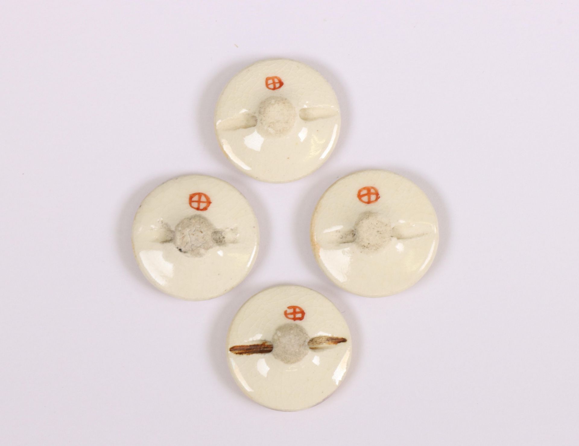 Japan, four Satsuma porcelain buttons, late 19th century, - Bild 2 aus 2