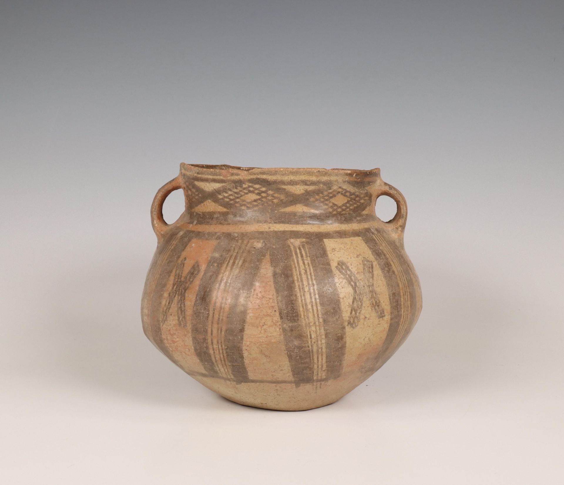 China, earthenware pot, Majiayao culture, Machang phase, late 3rd millennium BC, - Image 2 of 6