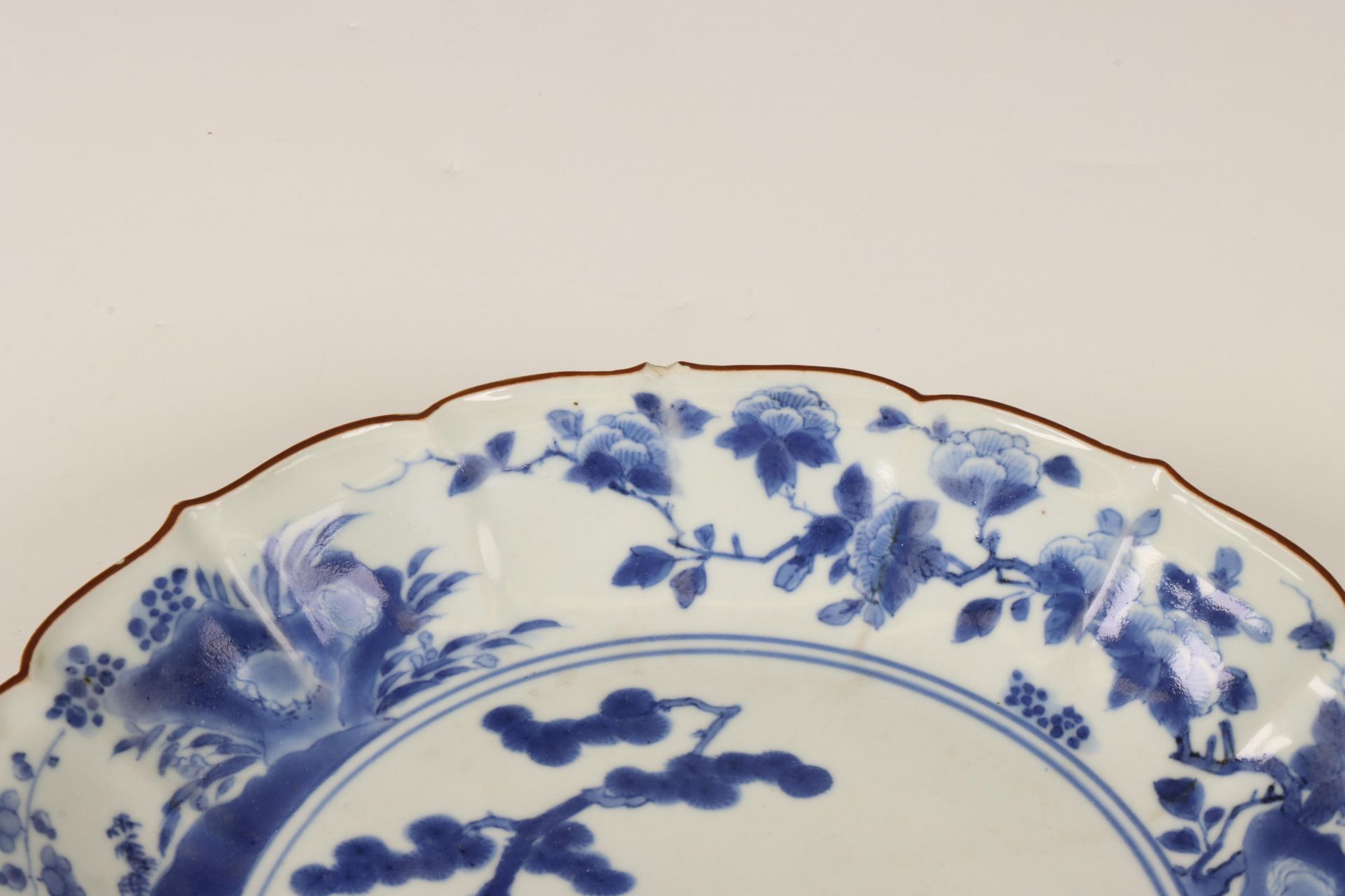 Japan, a pair of blue and white Arita dishes, 17th-18th century, - Bild 2 aus 3