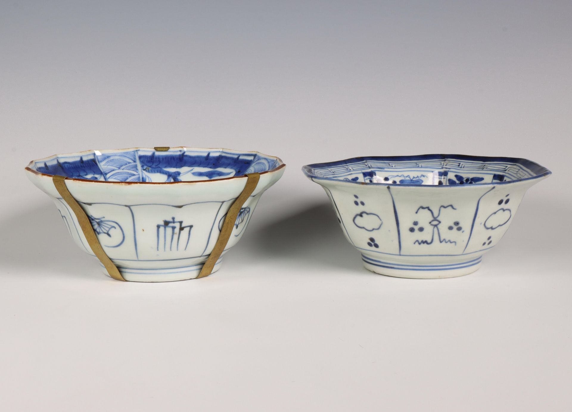 Japan, two blue and white Arita bowls, 18th/ 19th century, - Image 3 of 3