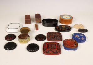 China and Japan, collection of various small works of art, 19th-20th century,
