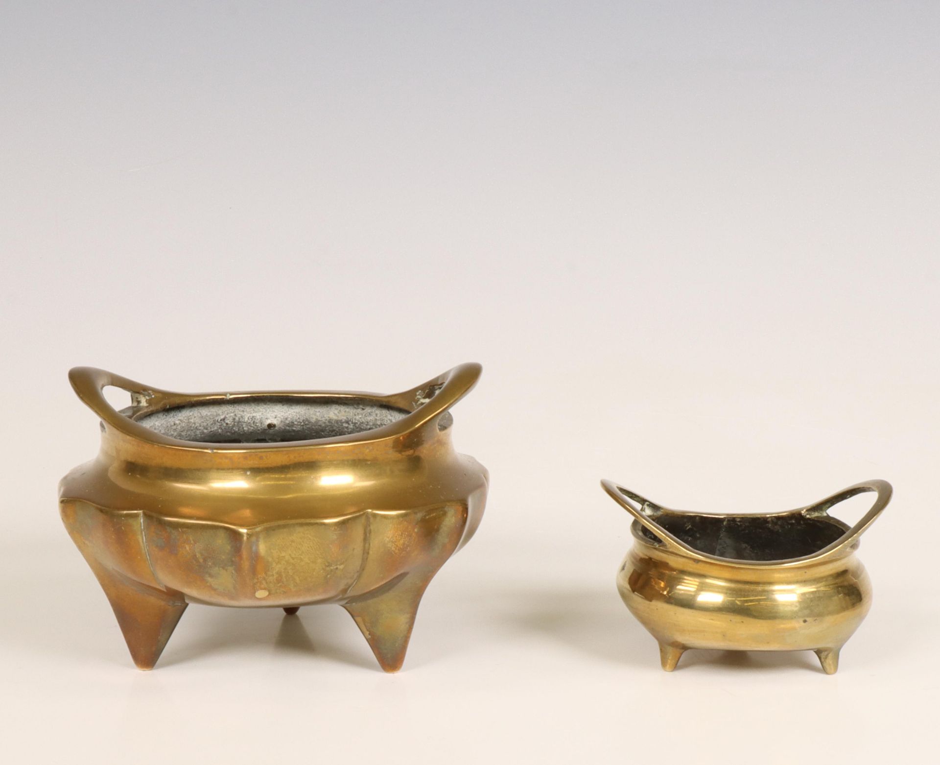 China, two small bronze censers, ca. 1900,