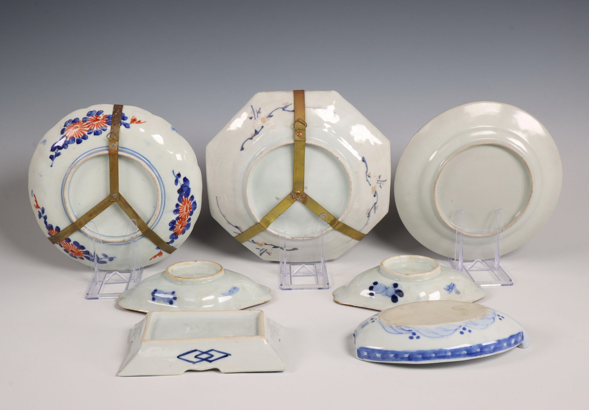 Japan, collection of Imari and polychrome porcelain, mainly 19th century, - Bild 3 aus 3