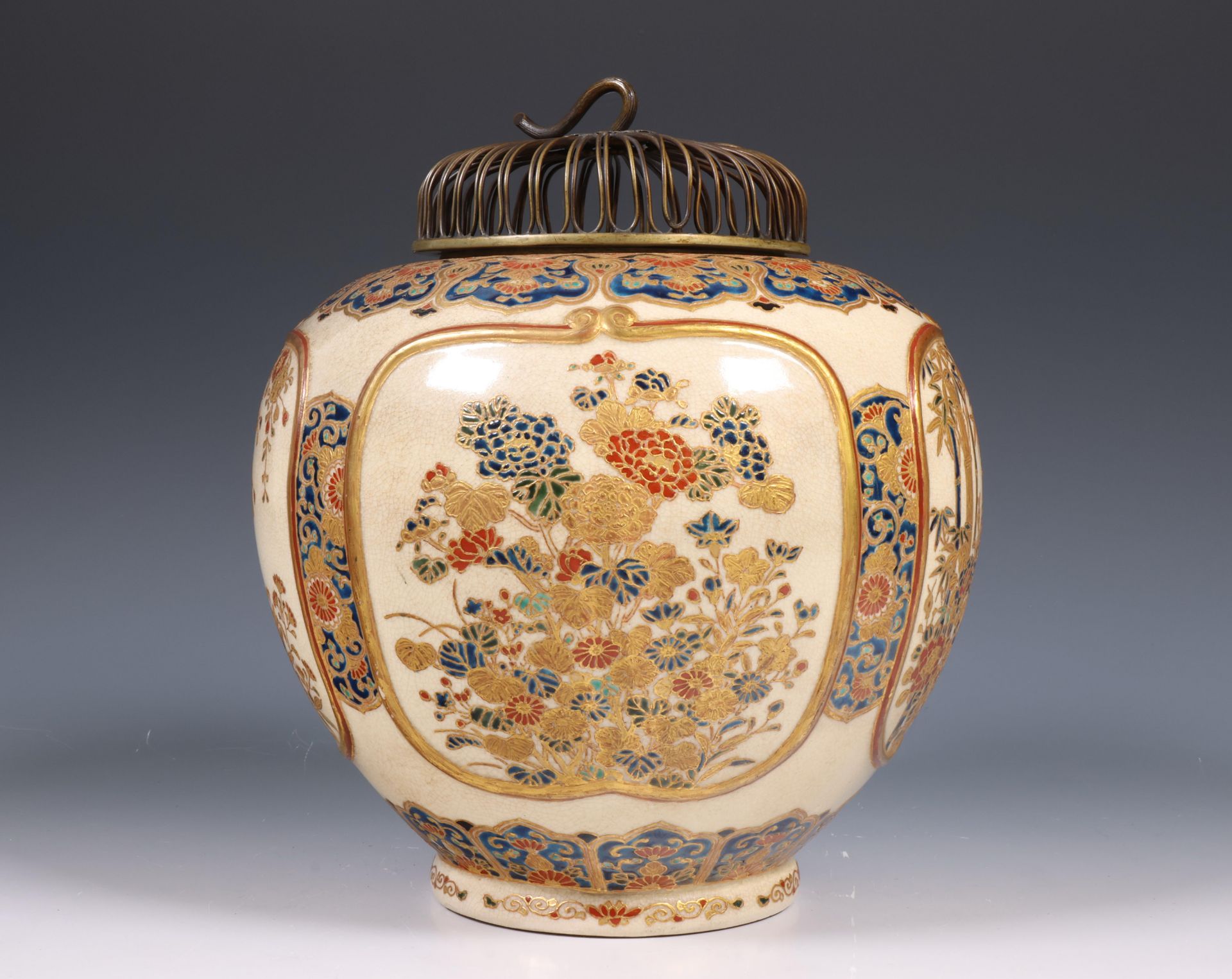 Japan, Satsuma porcelain vase, 19th century,