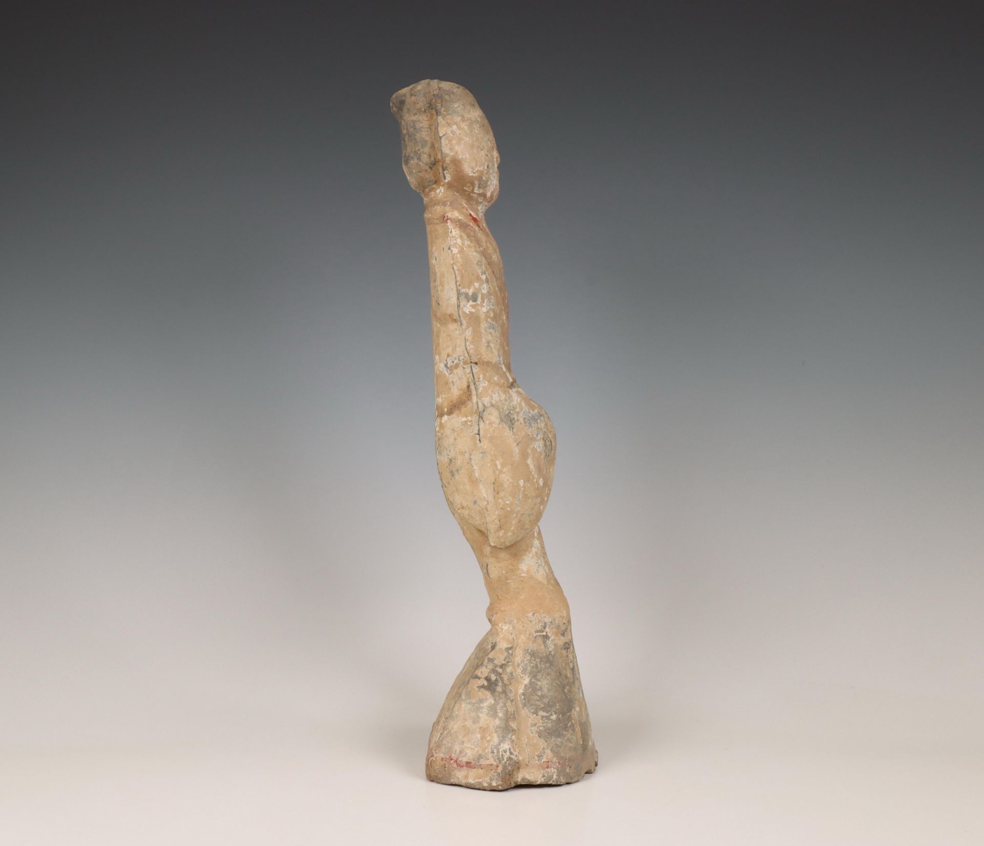 China, pottery model of a standing lady, probably Han dynasty (206 BC-220 AD), - Image 6 of 6