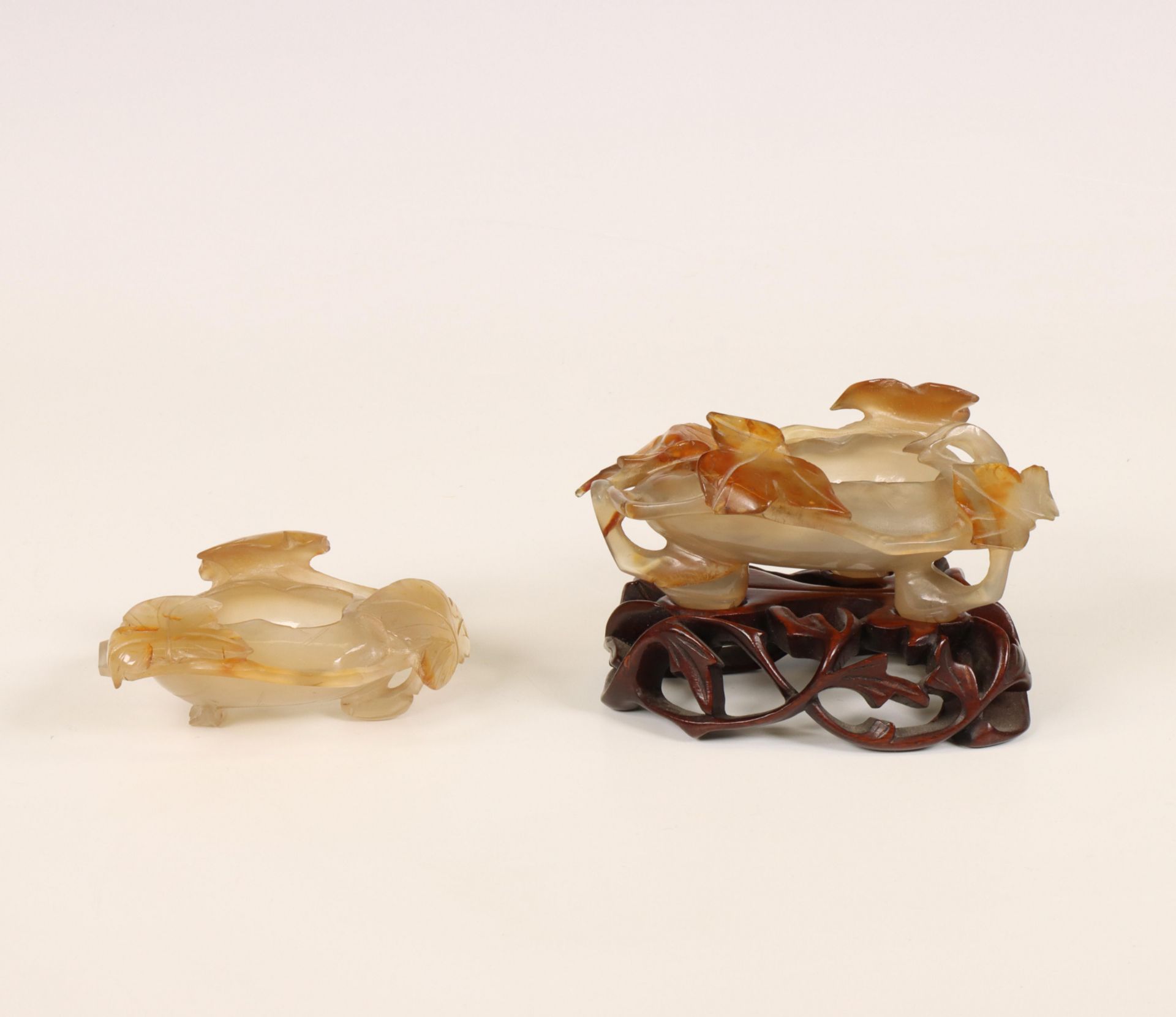 China, two imitation agate brush washers, 19th/ 20th century, - Image 3 of 4