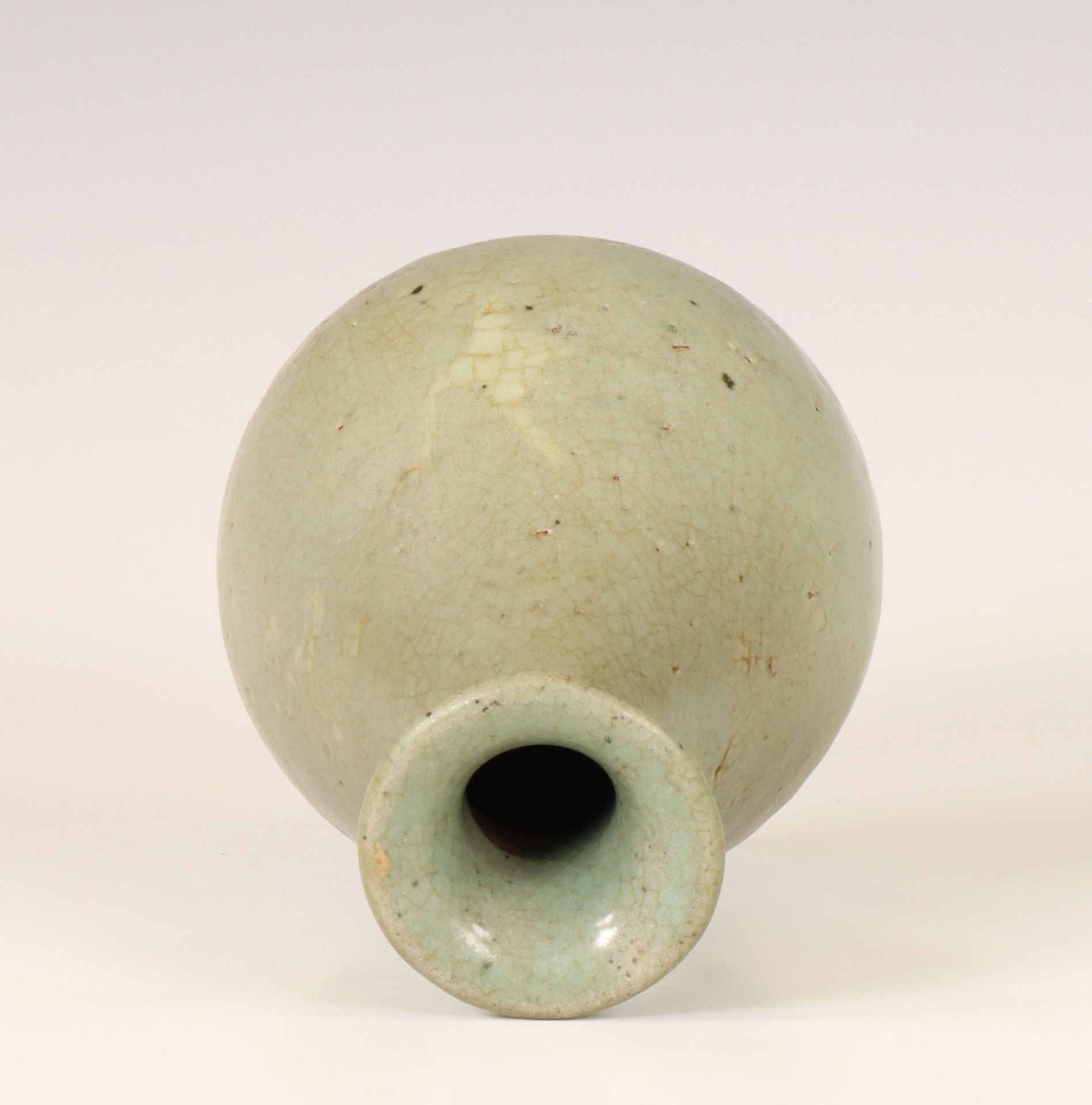 Korea, celadon-glazed vase, late Goryo/ early Joseon dynasty, 14th-15th century, - Image 3 of 5