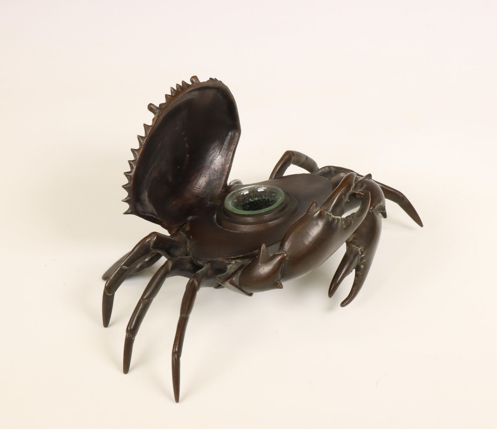 Japan, bronze inkwell in the shape of a crab, 20th century, - Image 2 of 2