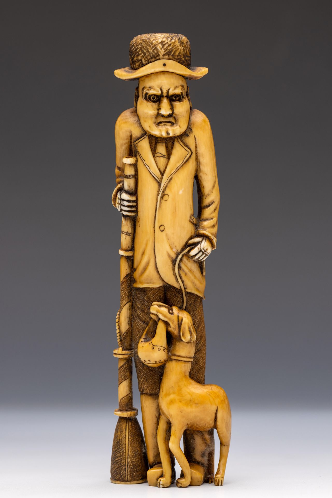 Japan, an ivory netsuke, ca. 1920,