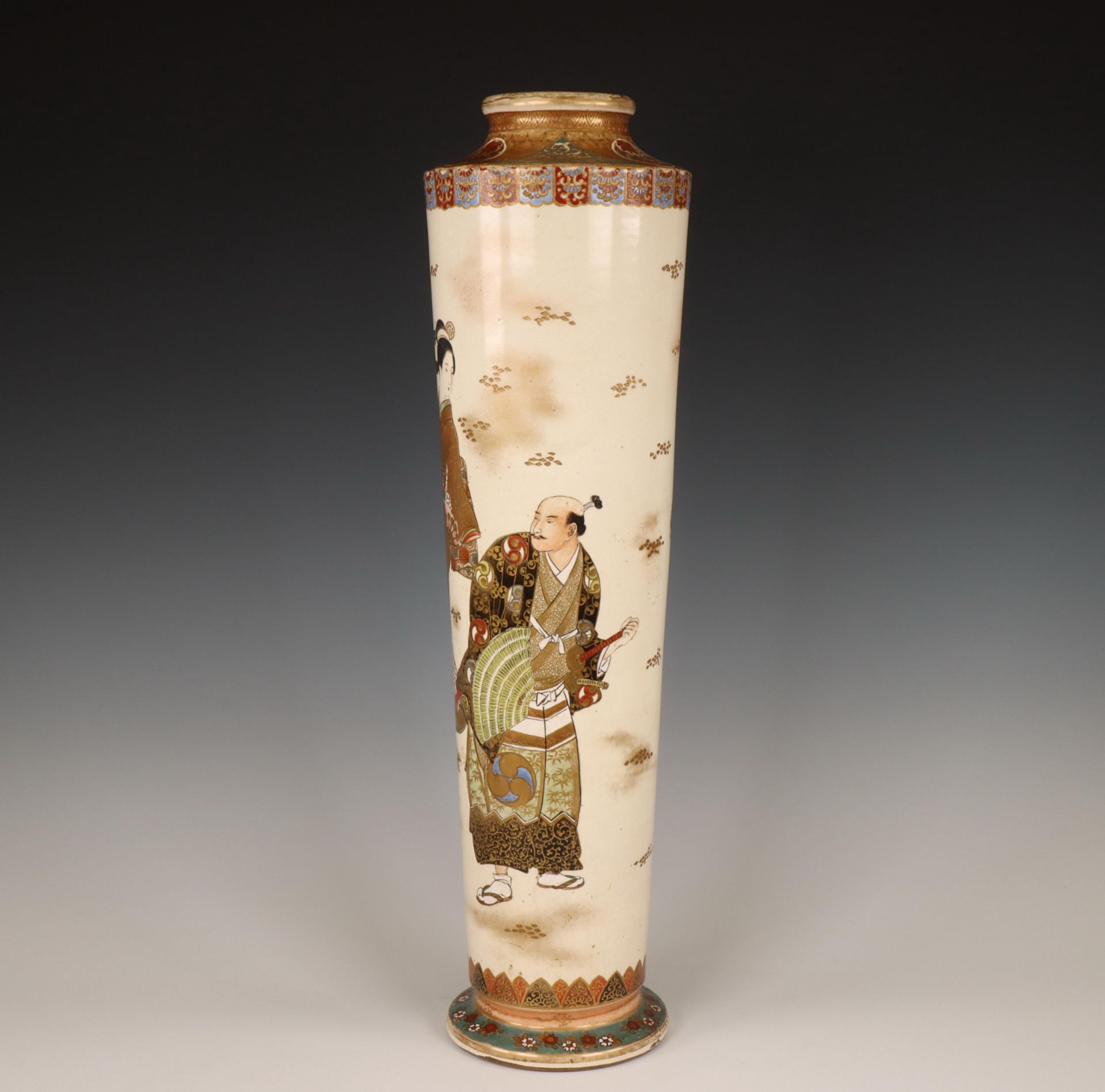 Japan, a tall Satsuma porcelain vase, 19th century, - Bild 6 aus 6