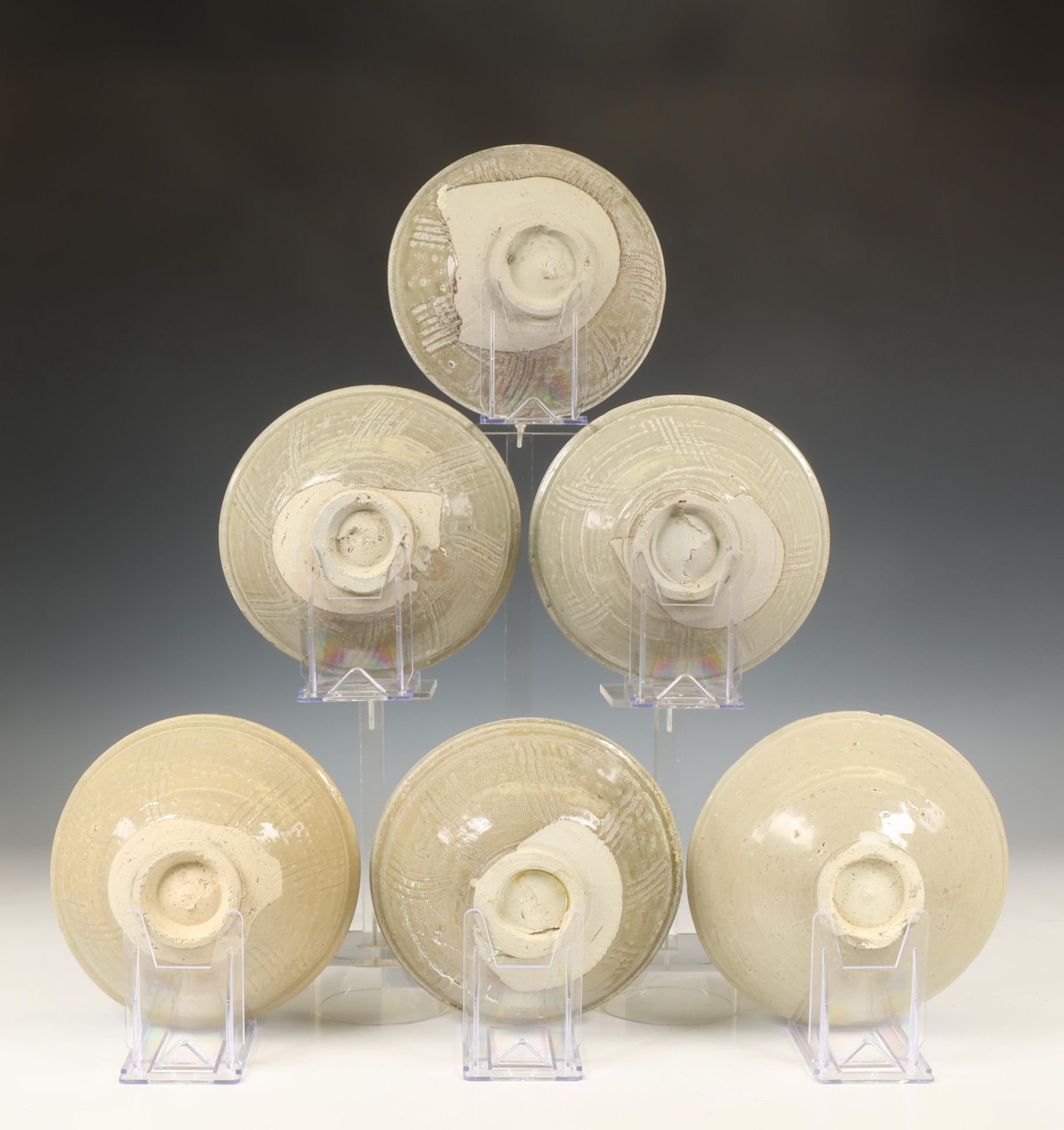 China, collection of twelve celadon-glazed bowls, Northern Song dynasty, 10th-12th century, - Bild 5 aus 5